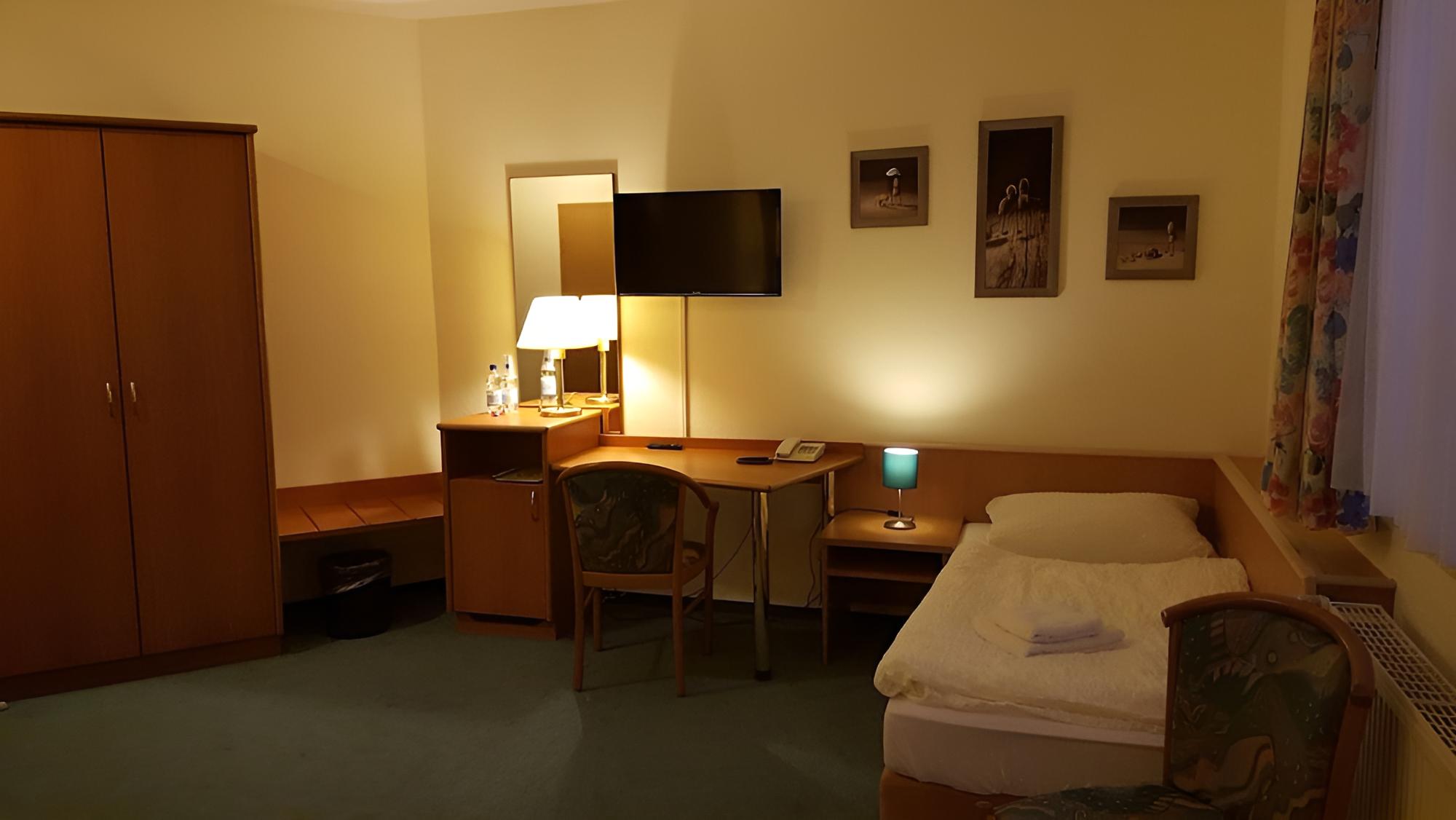 Single Room