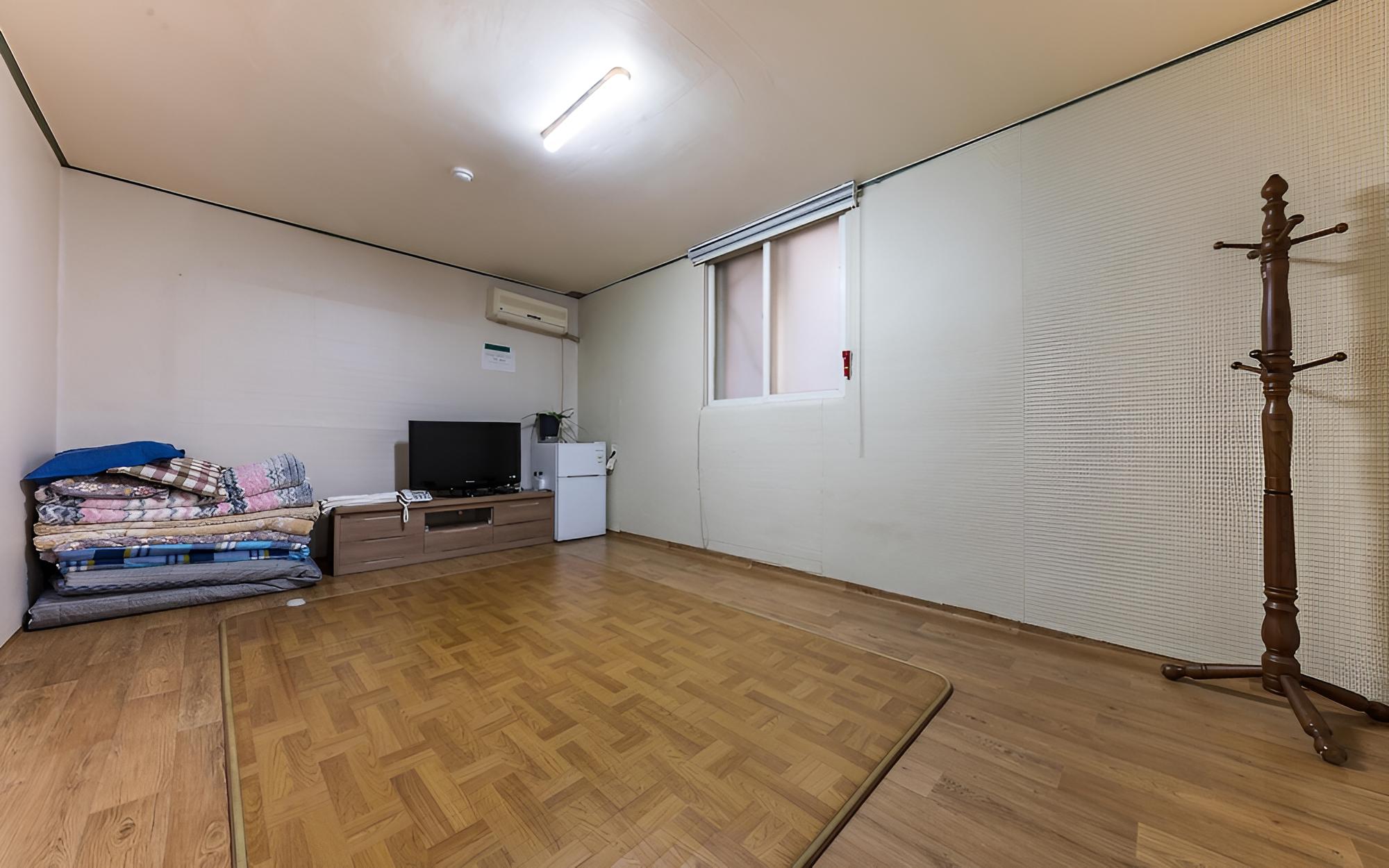 Room (Ondol room) - Photo 4