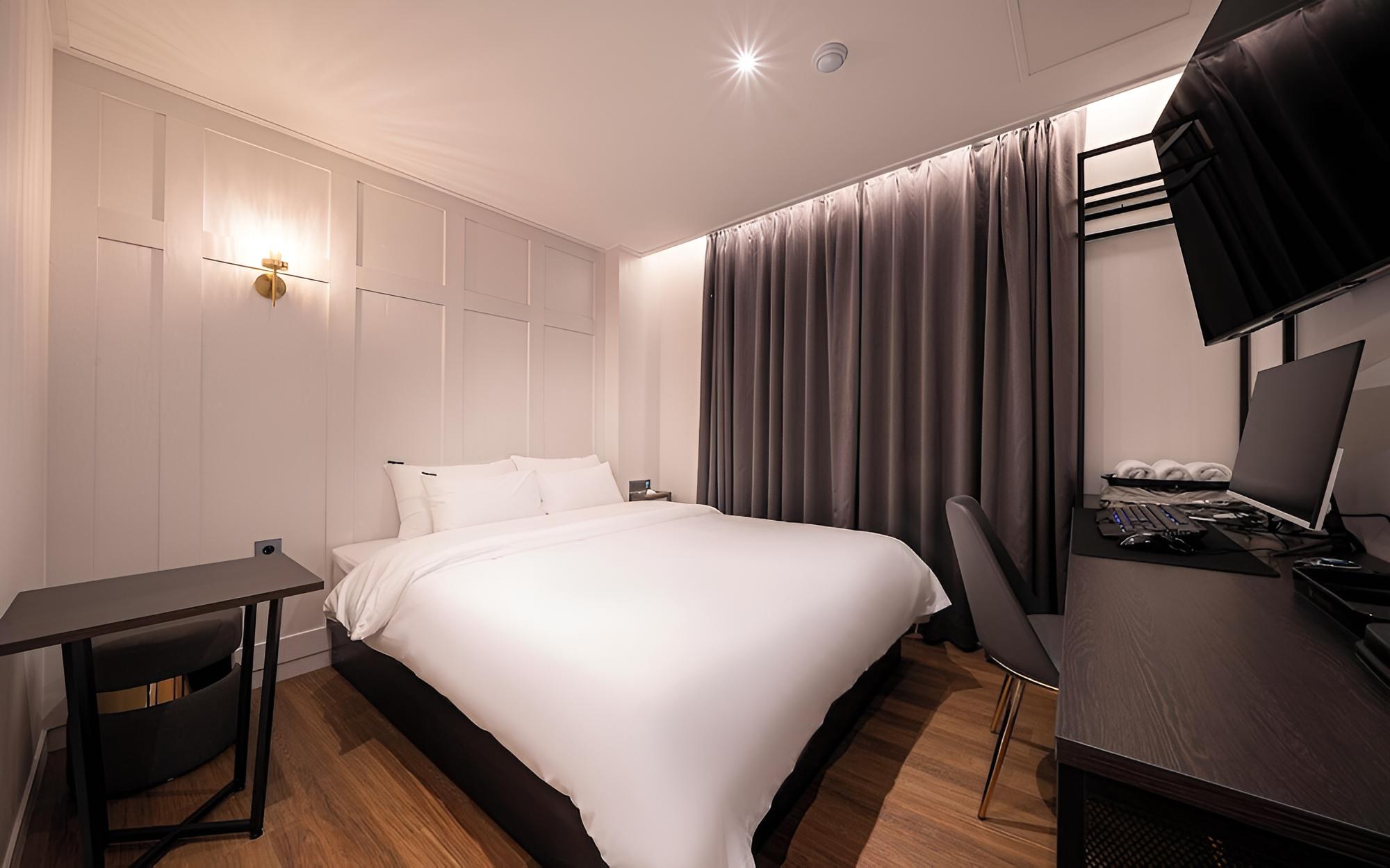 Room (General room (No-hard 1 PC NETFLIX av)