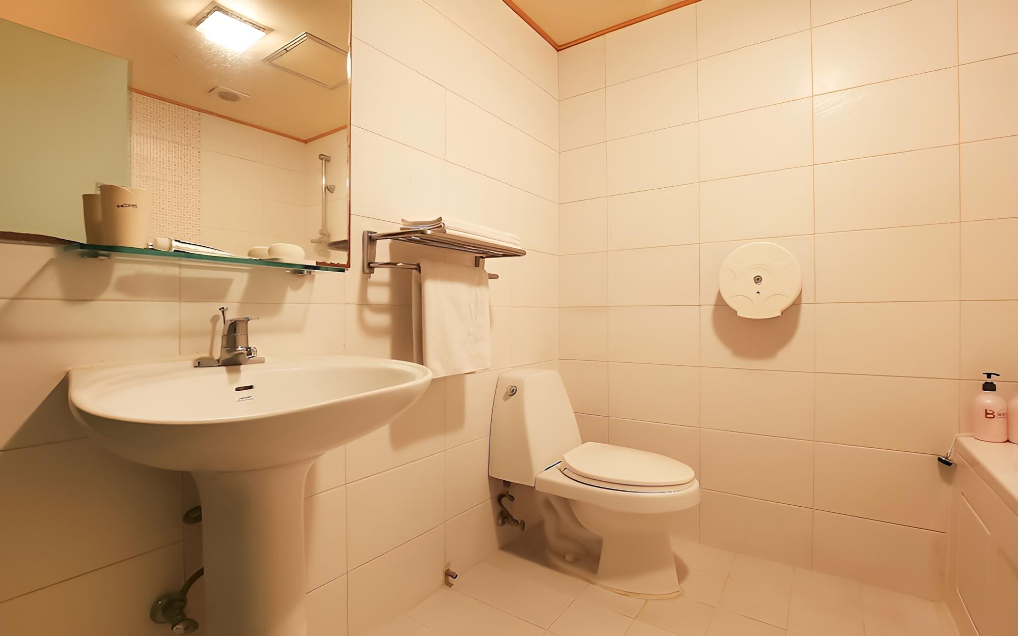 Room (Standard Room)