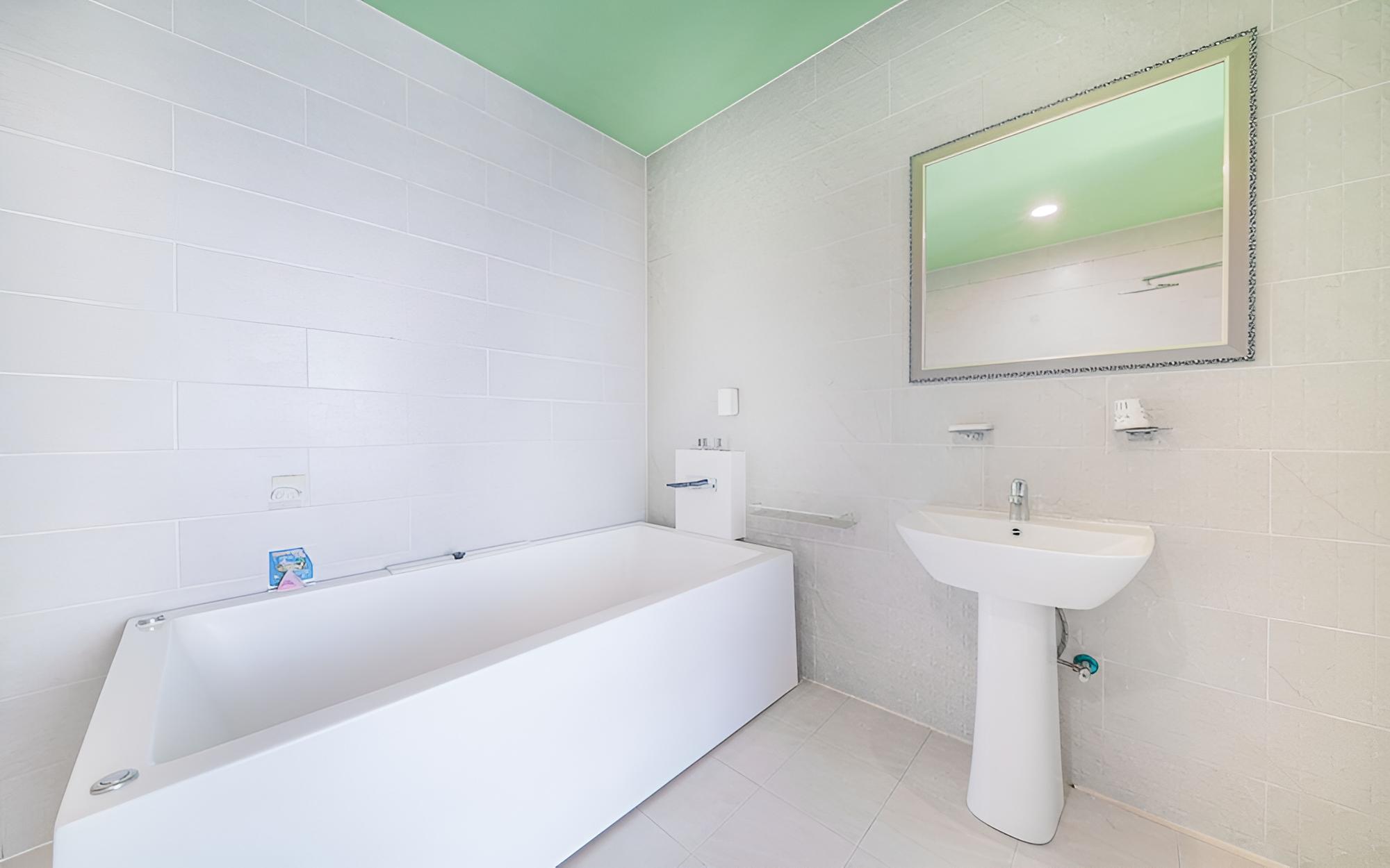 Room (Special European Ocean View) - Photo 2