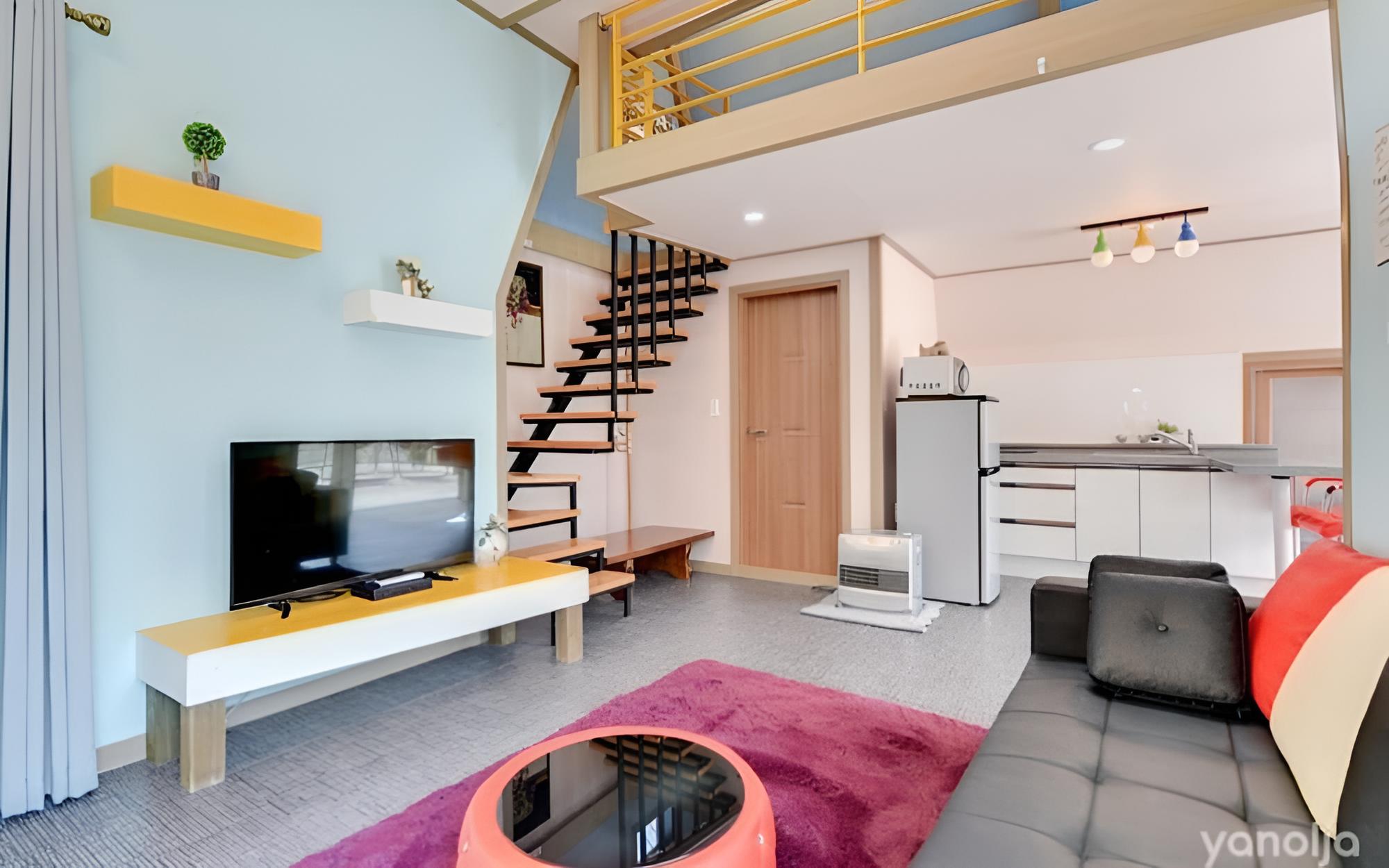 Room (B-Building)