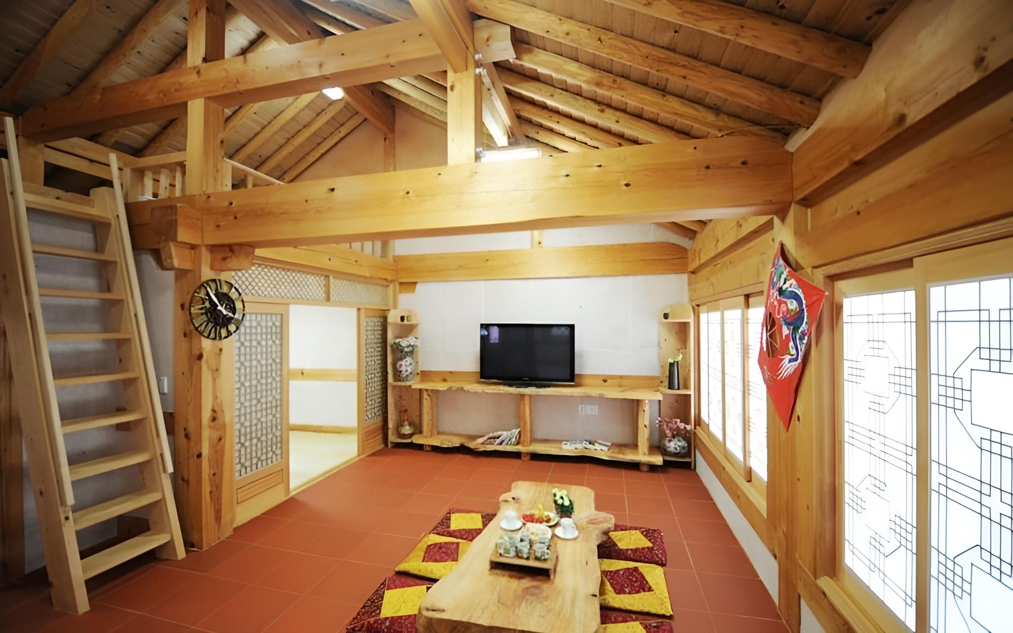 Room (Junggung Room 2)