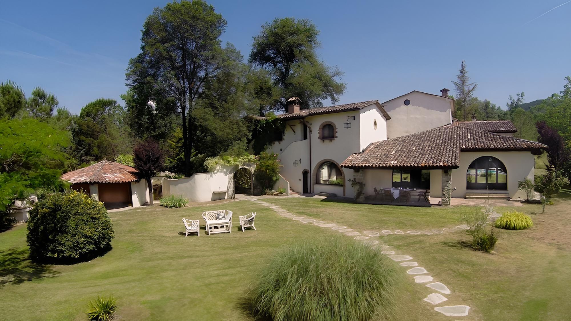 Villa