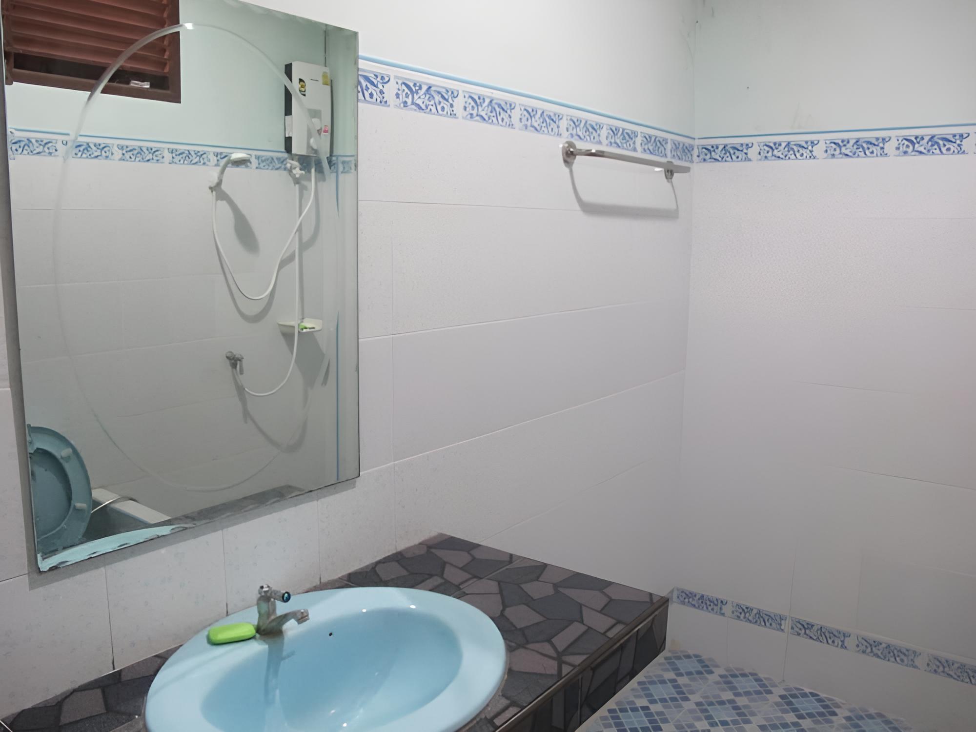 Standard Double Room photo 3