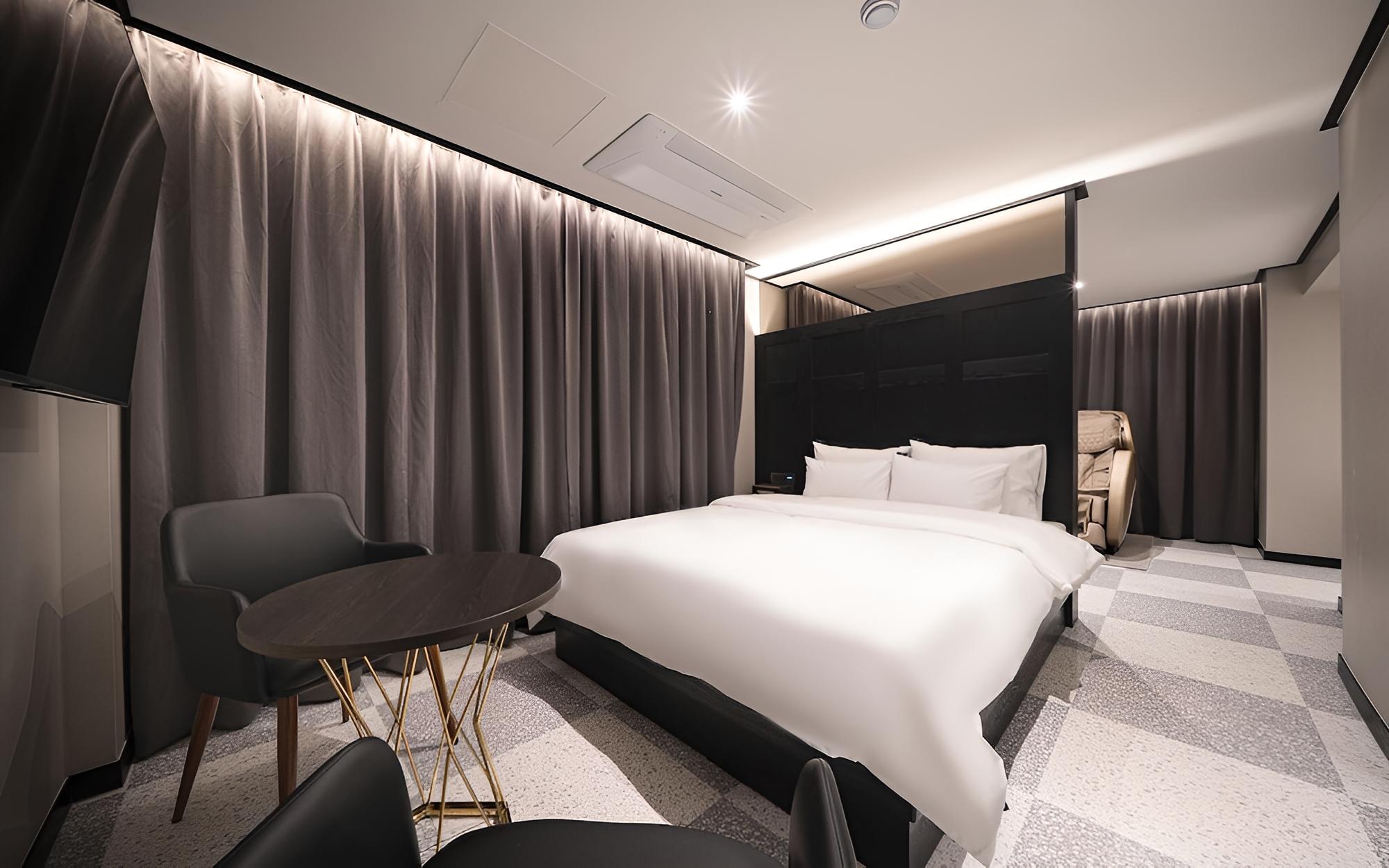 Room (Special room (no-hard bag-capable cou)