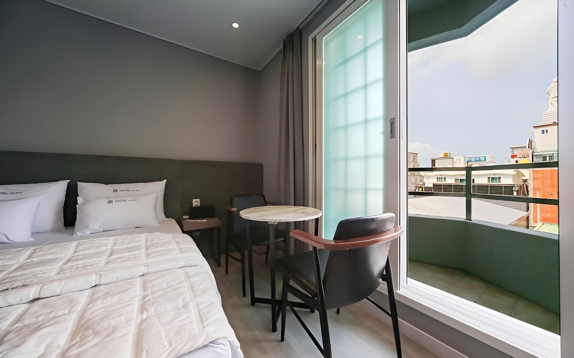 Room (Standard) - Photo 6