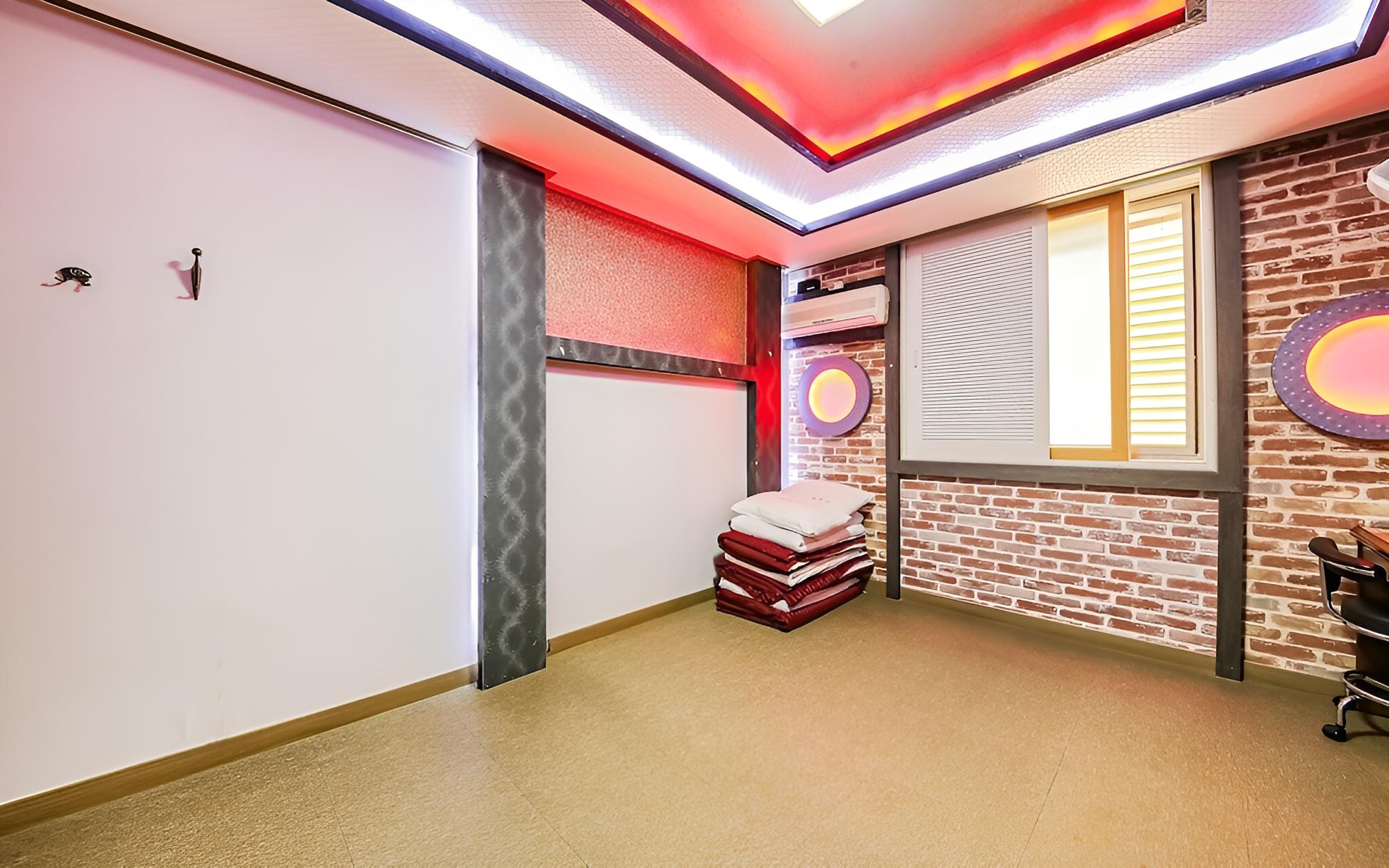 Room (Ondol)
