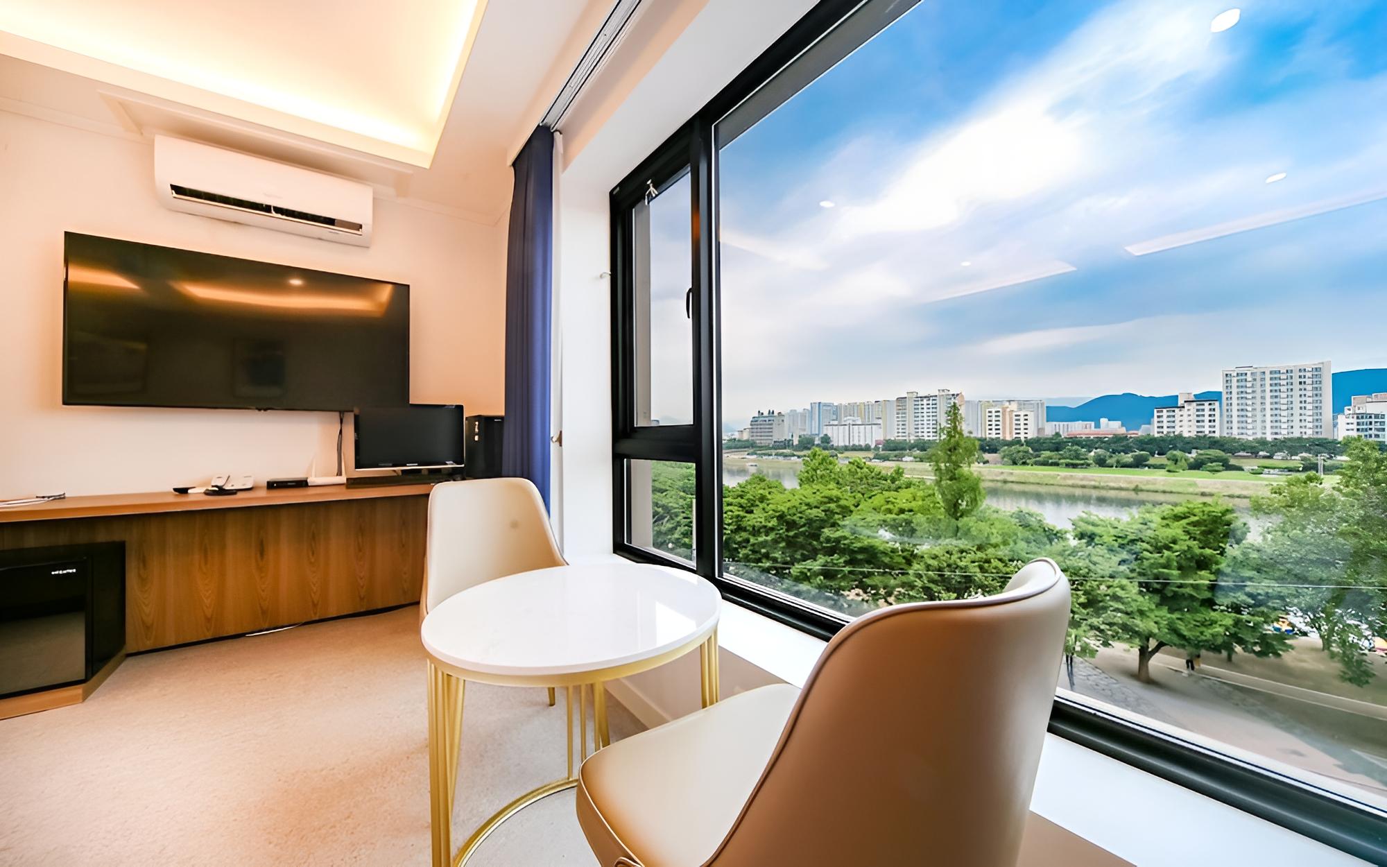 Room (Premium river view (Breakfast - abalo)