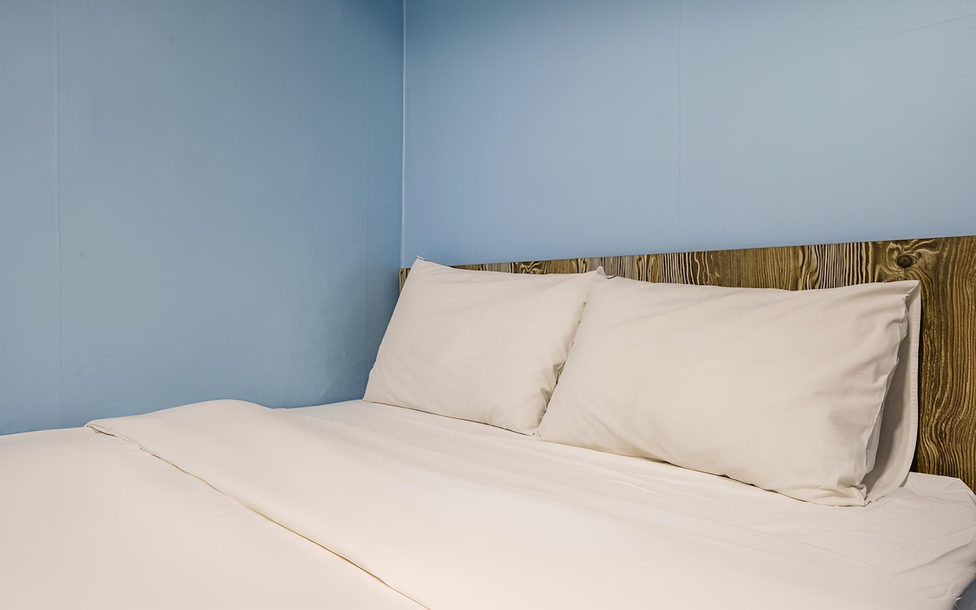 Room (Standard Room (Free Netflix) (YouTube) - Photo 5