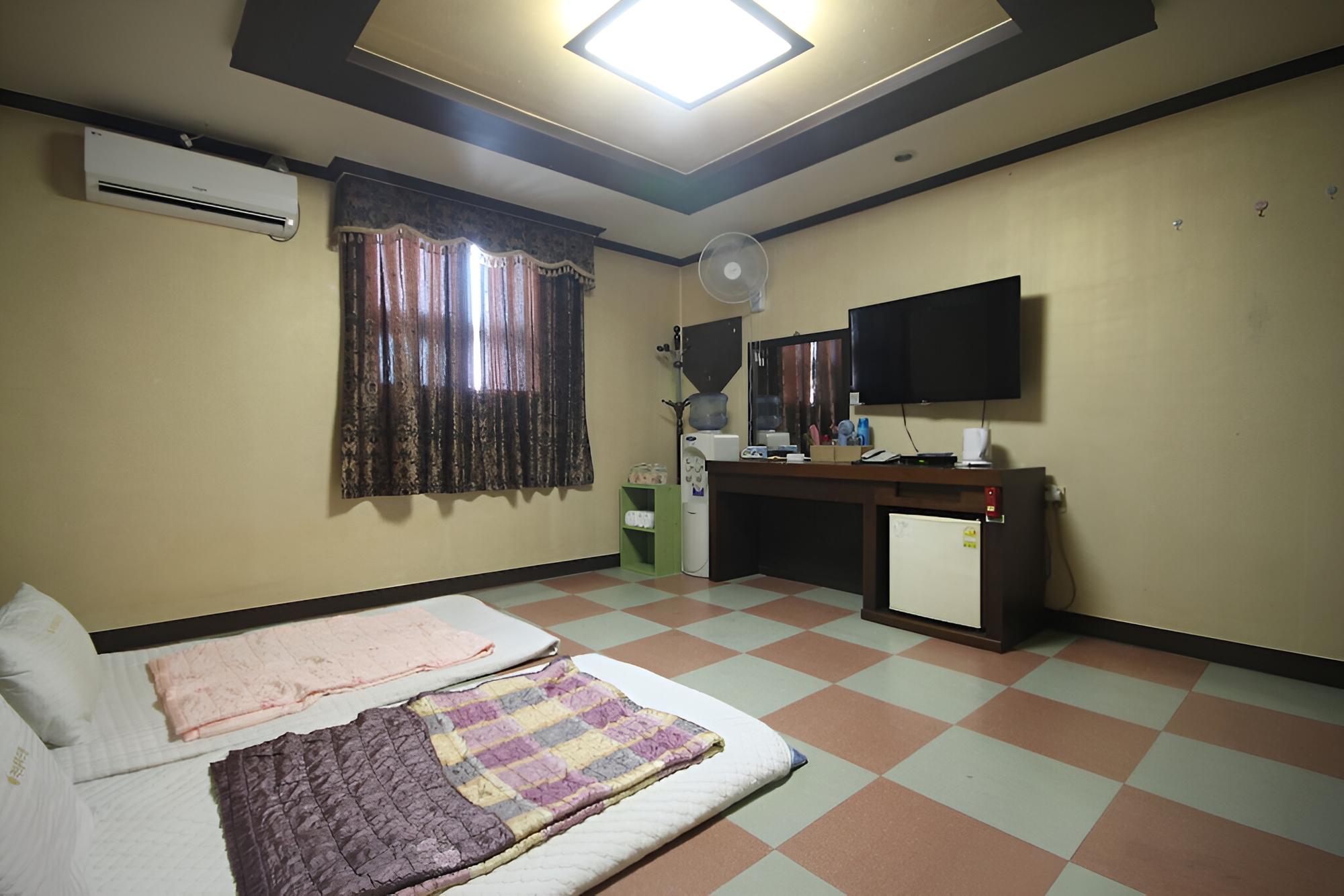 Room (On-dol)