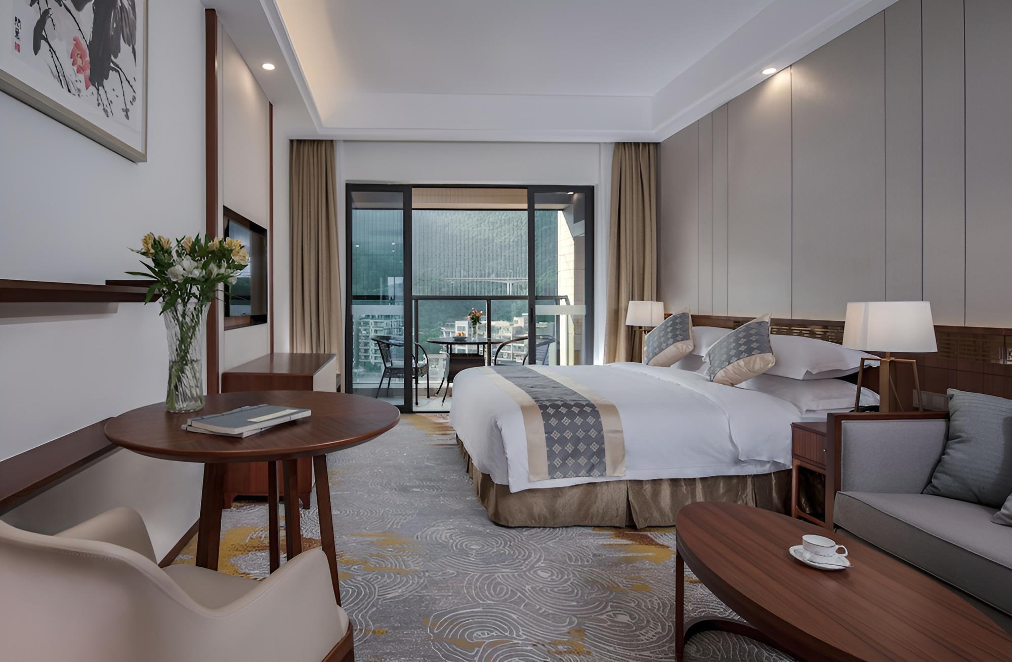 Mountain View Room
