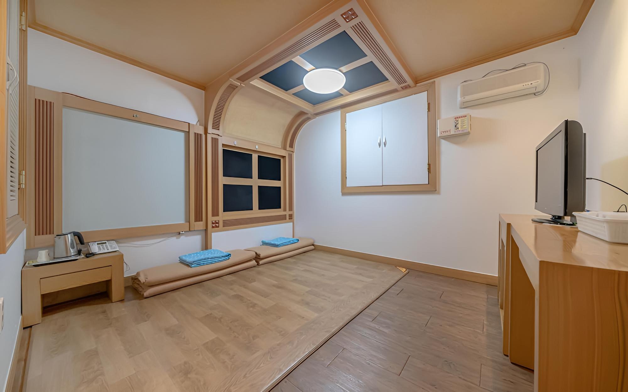 Room (General (Ondol)) - Photo 3