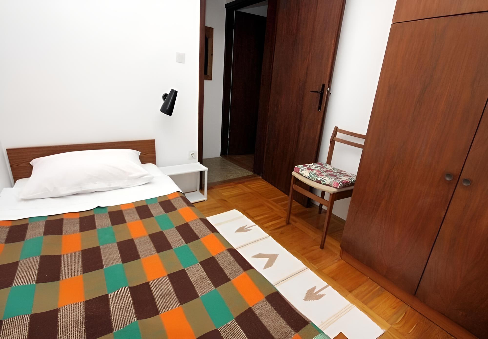 Apartment (Ljerka - 100 m from the beach - A1(5)) photo 2
