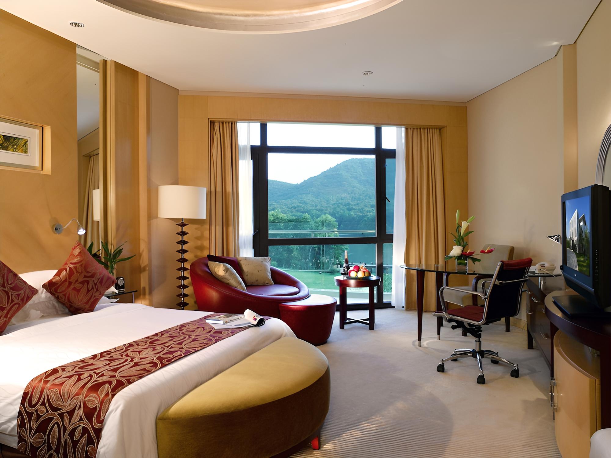 Deluxe view room