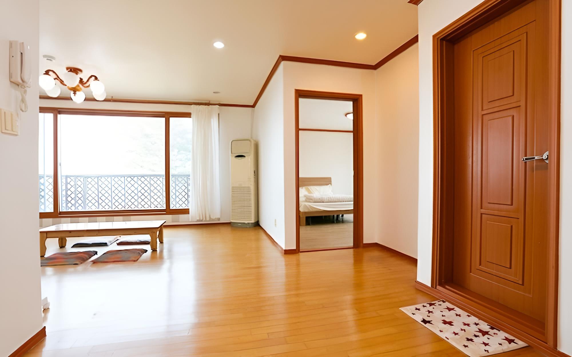 Room (Unshared House 2F)