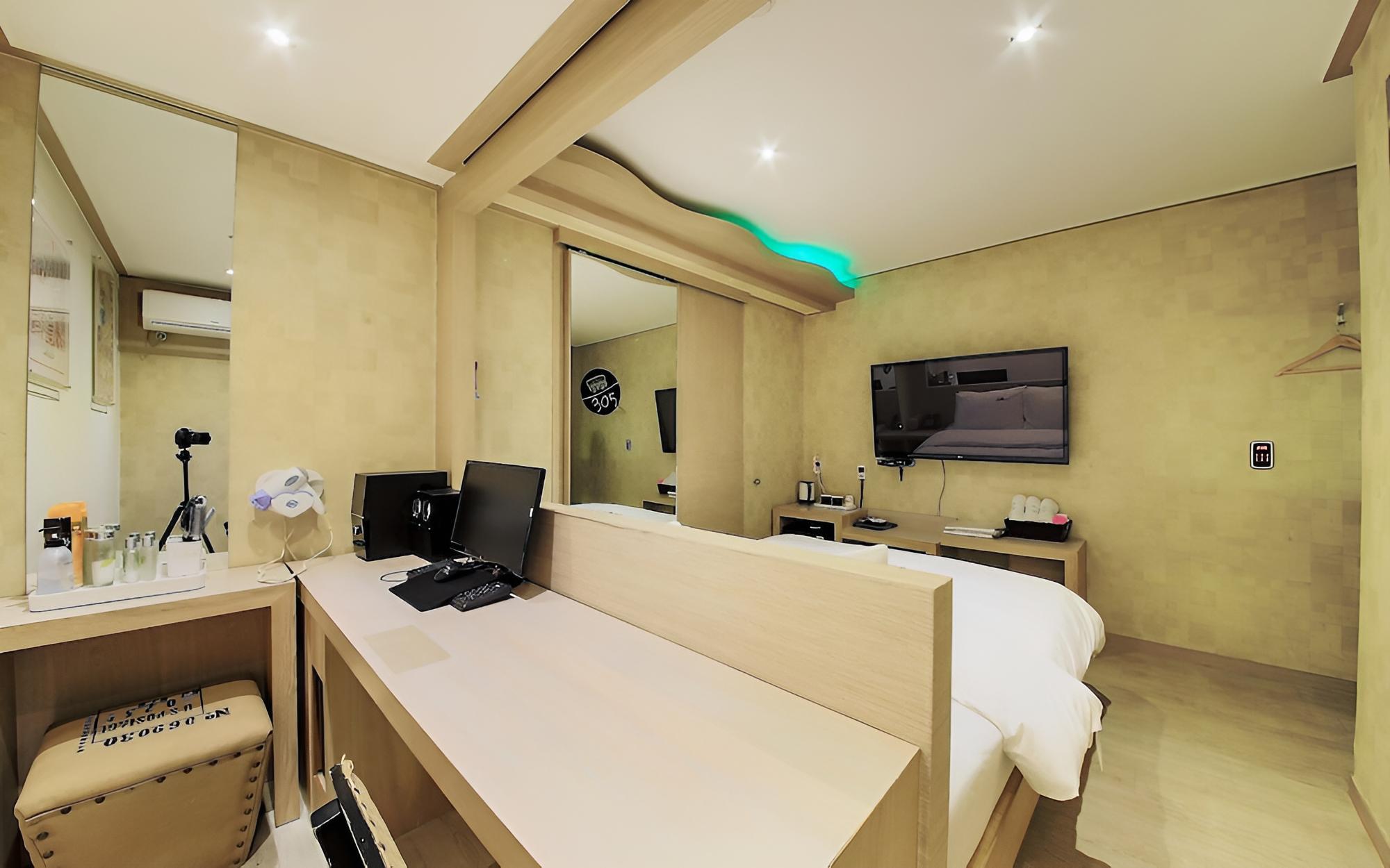 Room (Cinema room (parking available) (70 7) - Photo 7