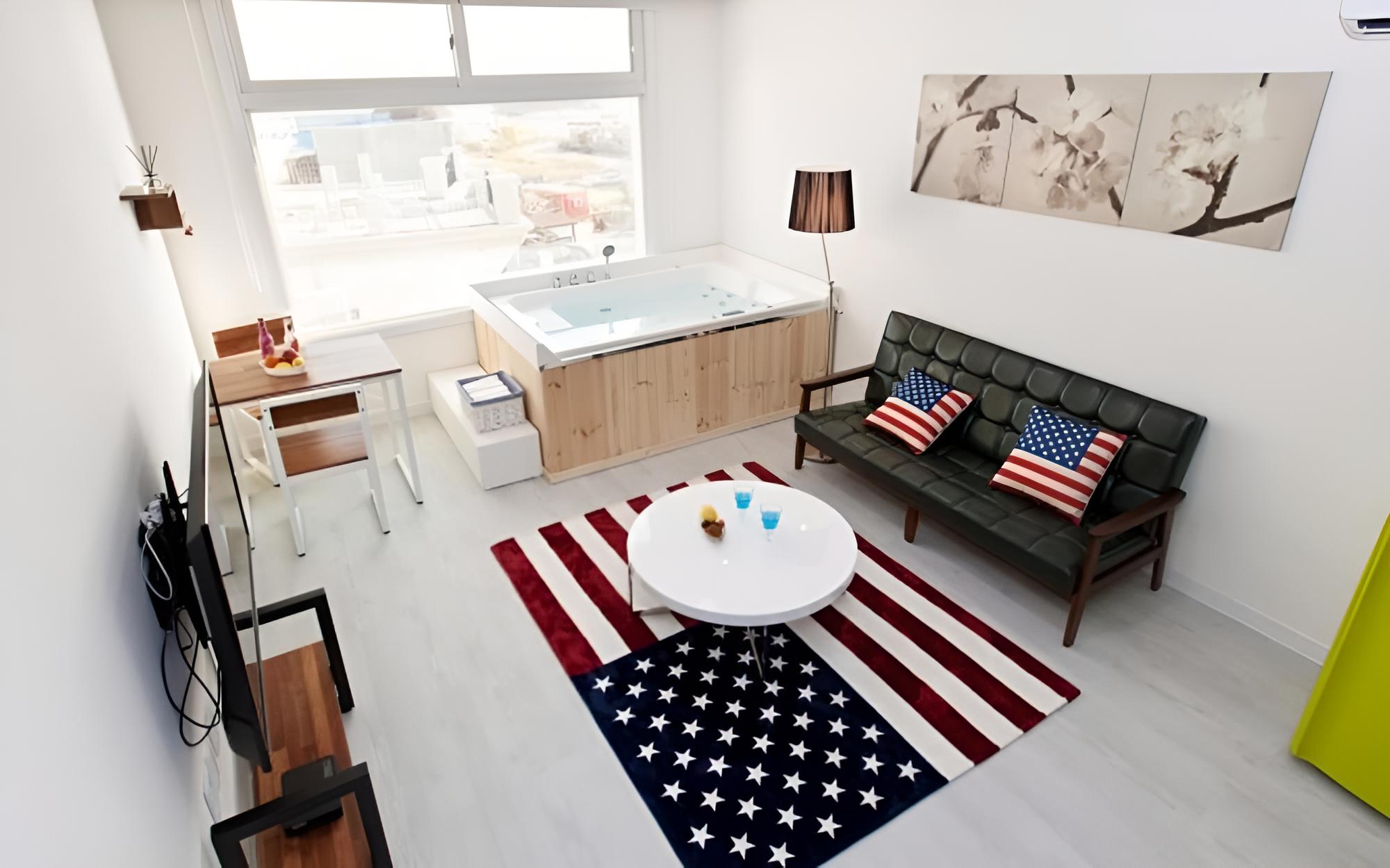 Room (B204 (Ocean View Spa Duplex Netflix F)