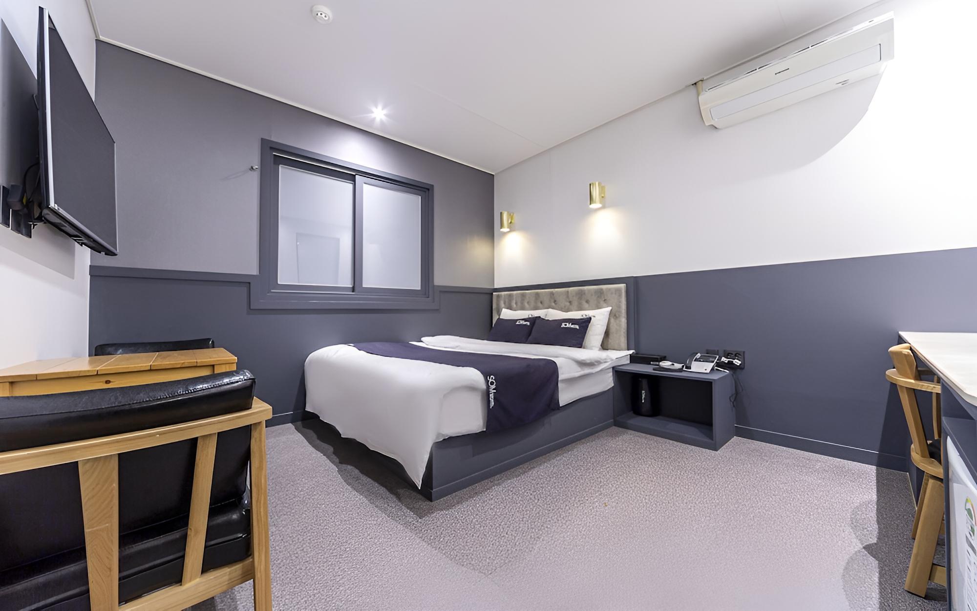 Room (Special Room)