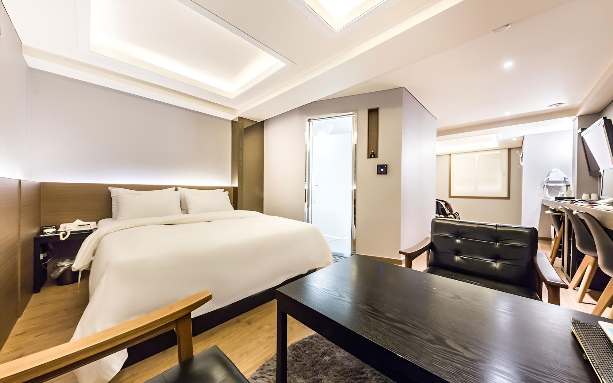 Room (VVIP) - Photo 3
