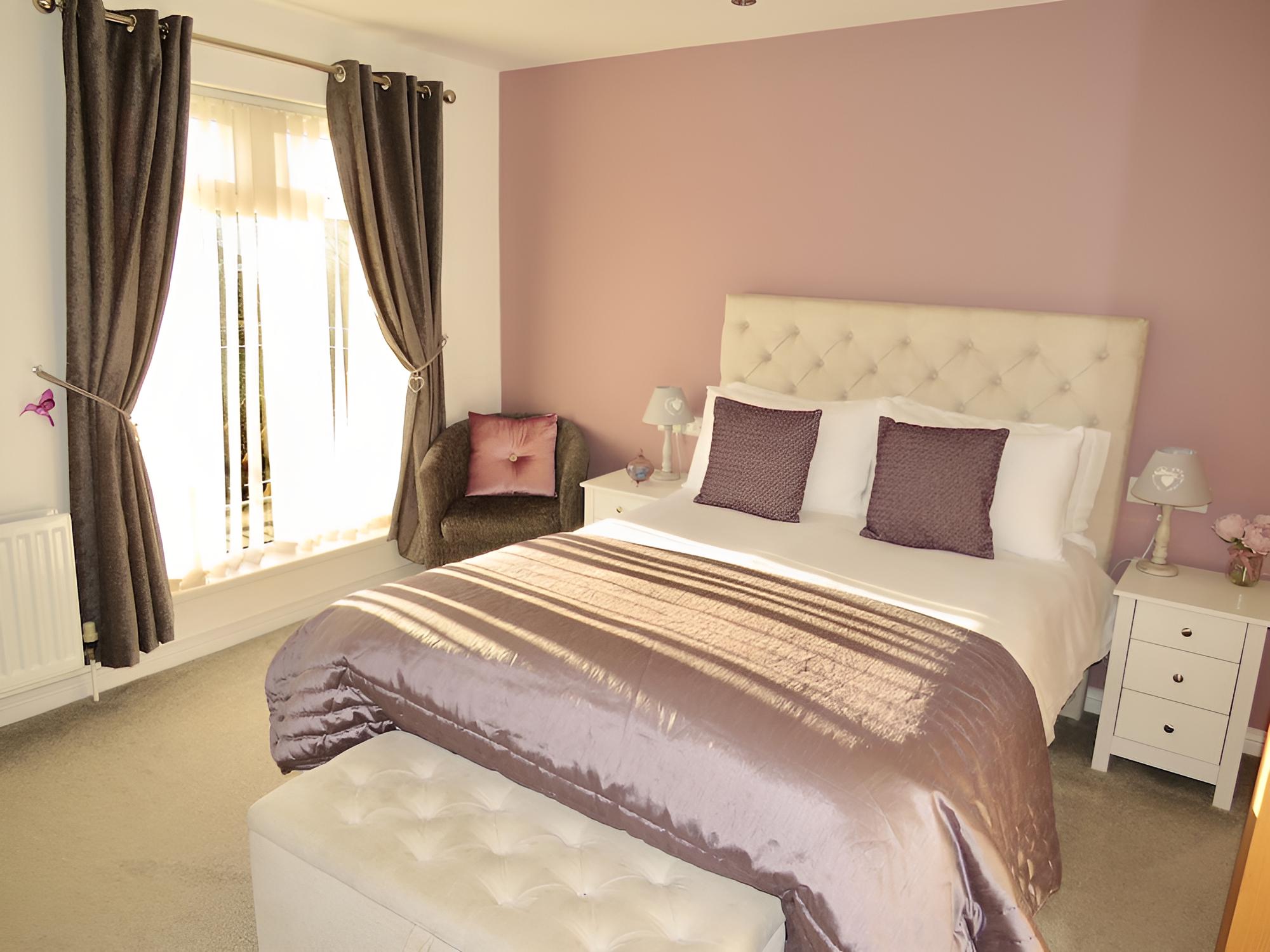 Double Room, Ensuite (Room 5)