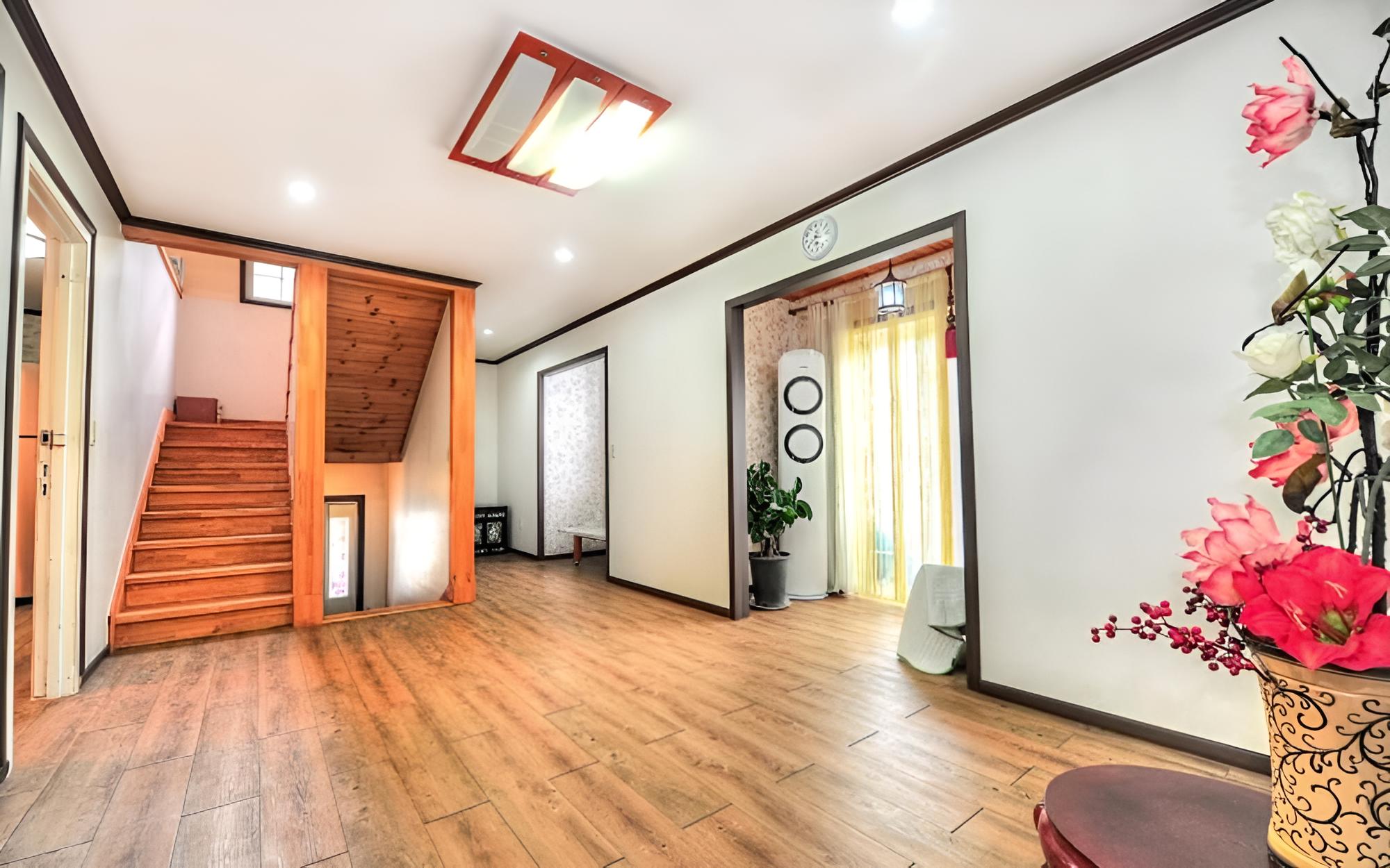 Room (Unshared House 2F)