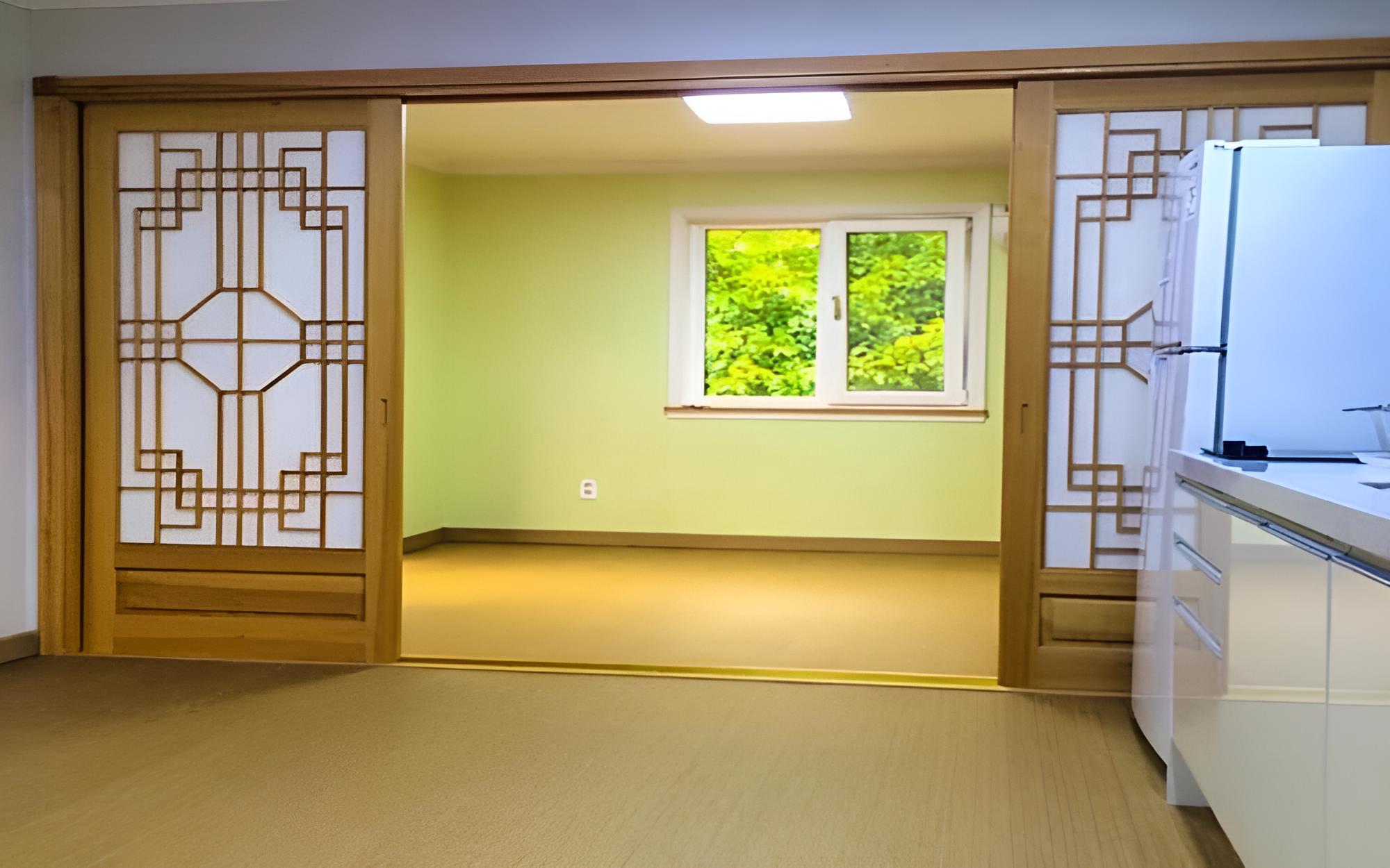 Room (Love room (2nd floor))