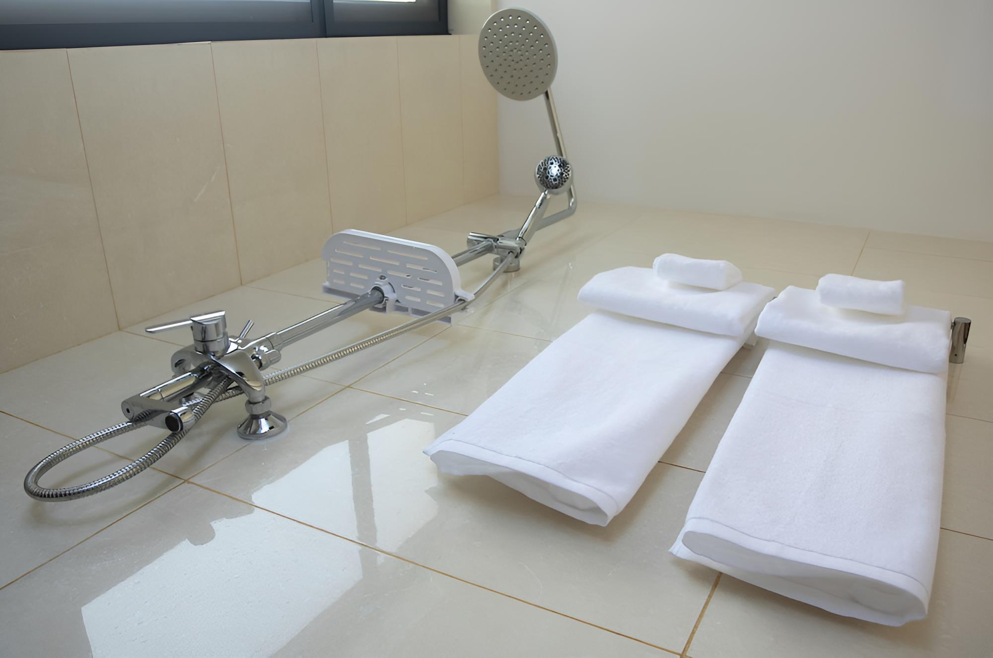 Luxury Suite, 1 King Bed, Balcony, Ocean View
