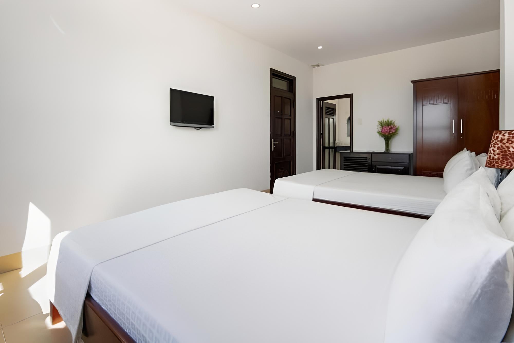 Family Twin Room, City View