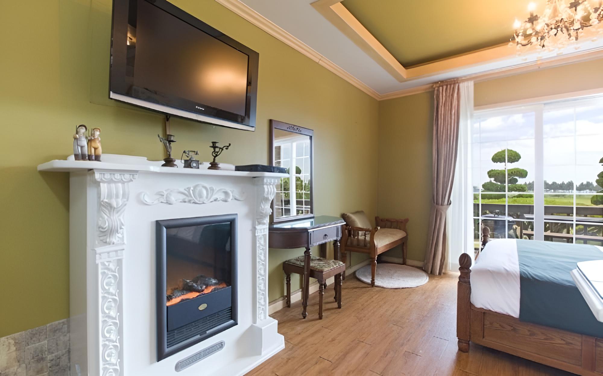 Room (Cozy102)