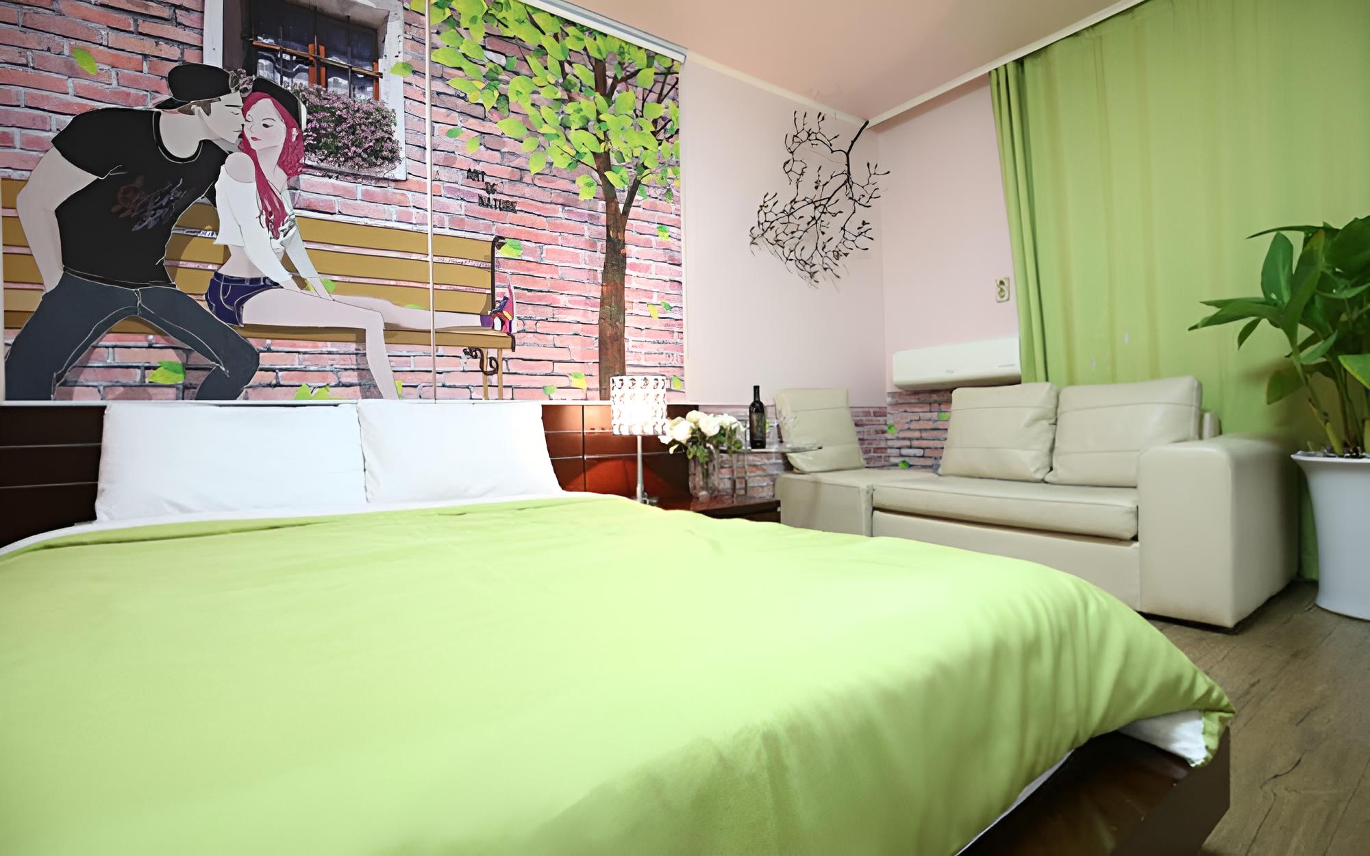 Room (Standard Room B (Non-Smoking Room)) photo 2