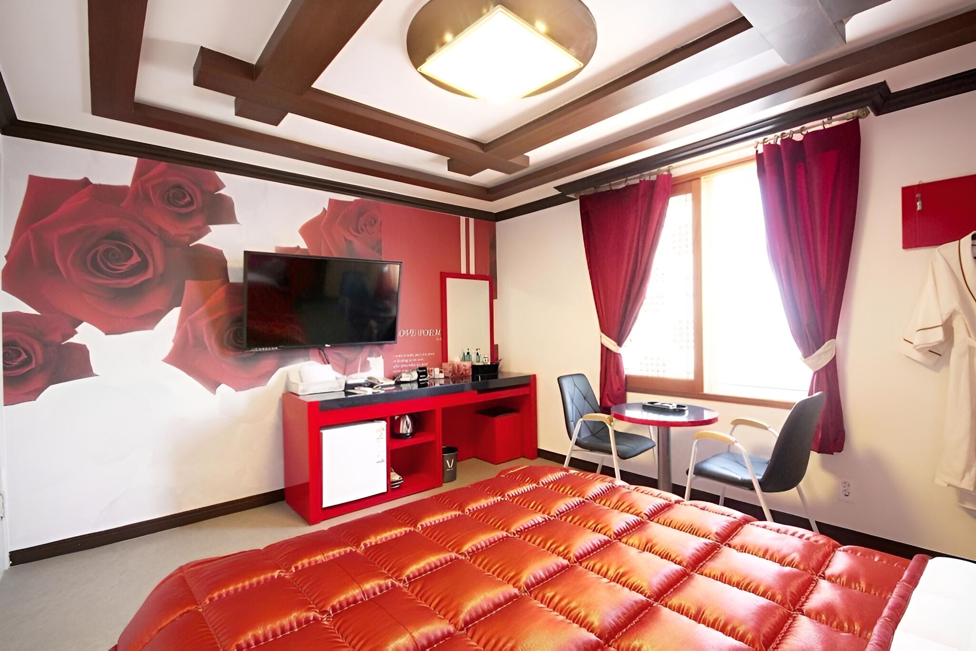 Room (Ocean View Room) - Photo 10