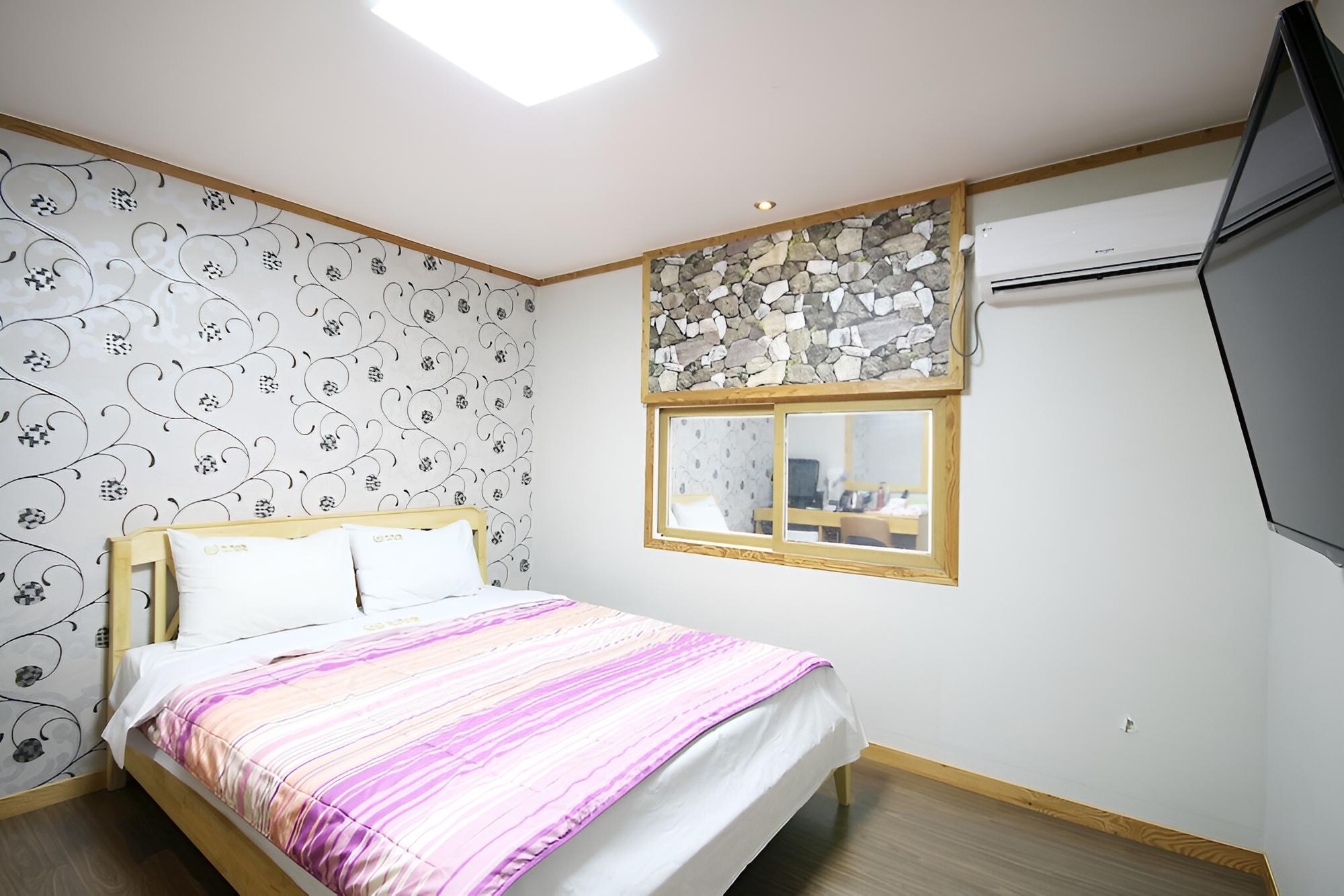 Room (Standard Room)