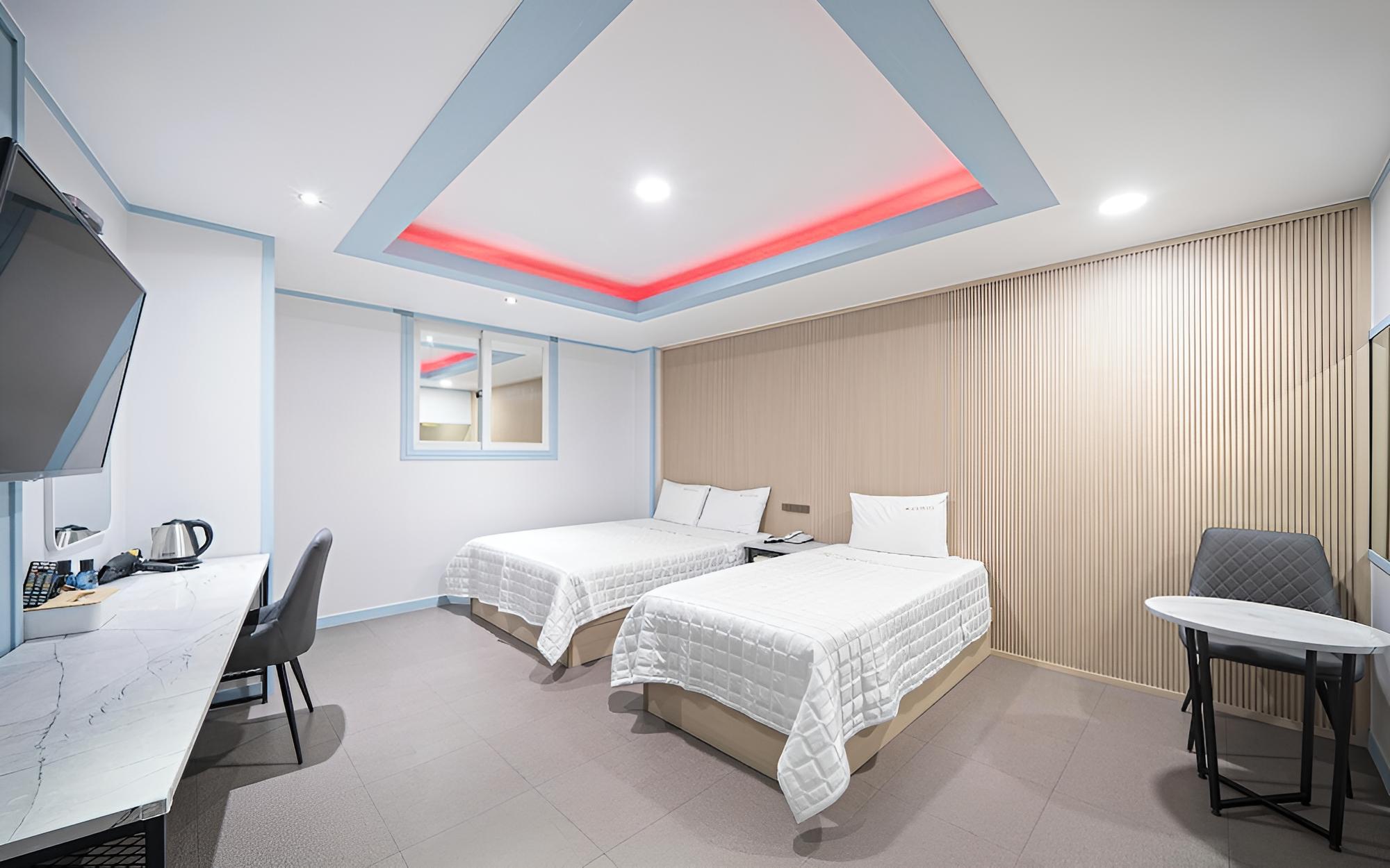 Room (Suite room (twin))