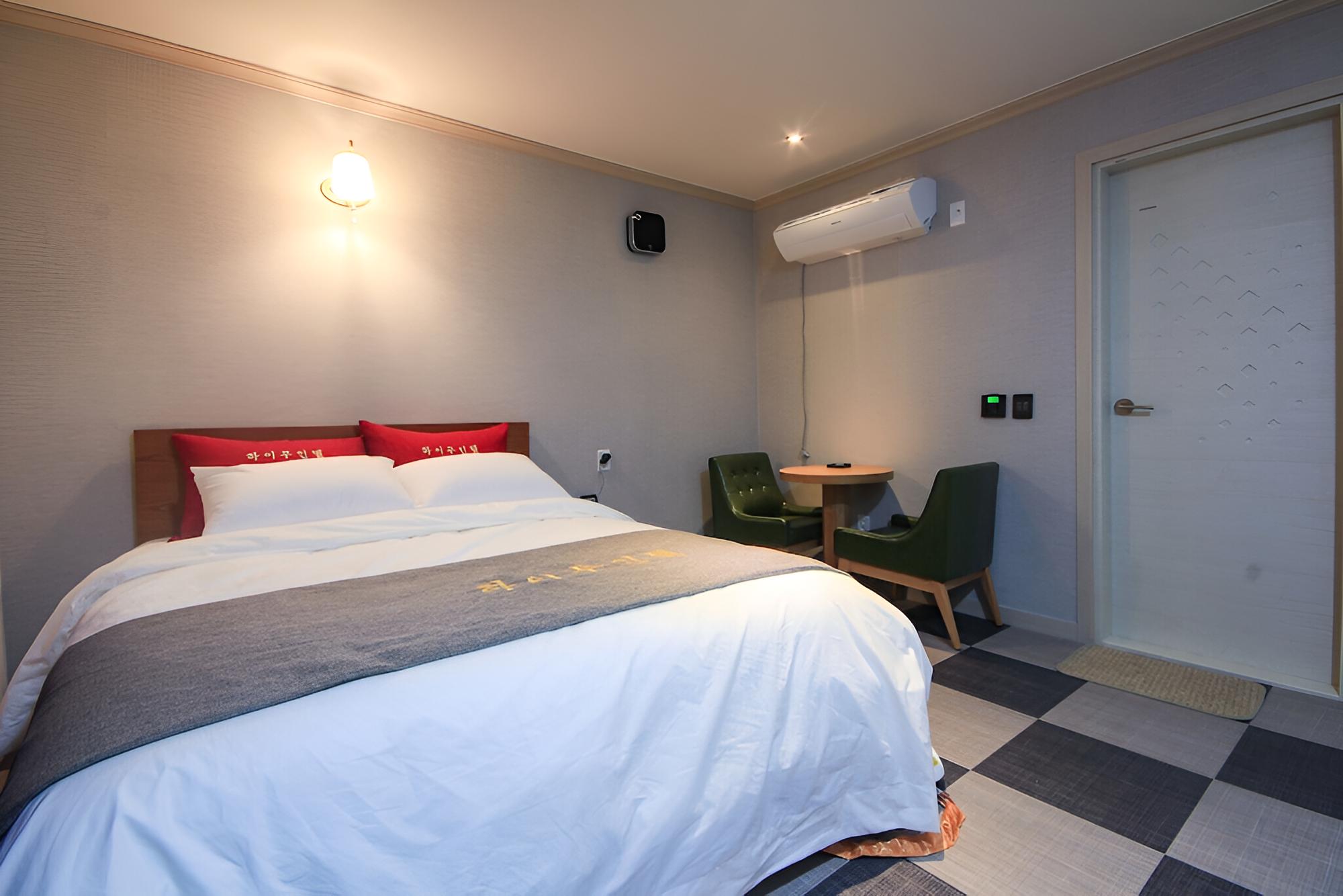 Room (General room (hot water mat room insp) - Photo 4
