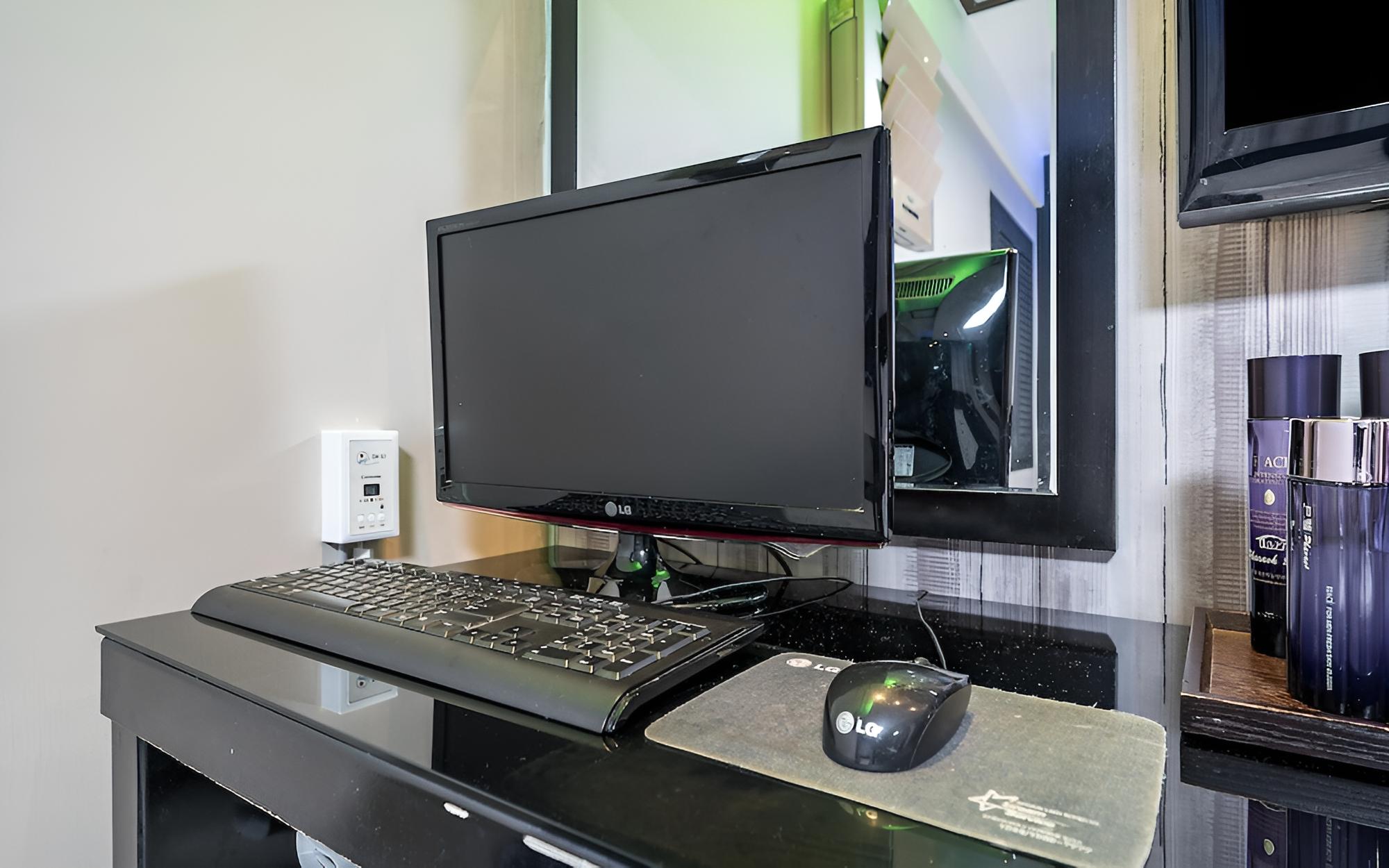 Room (Standard Room)