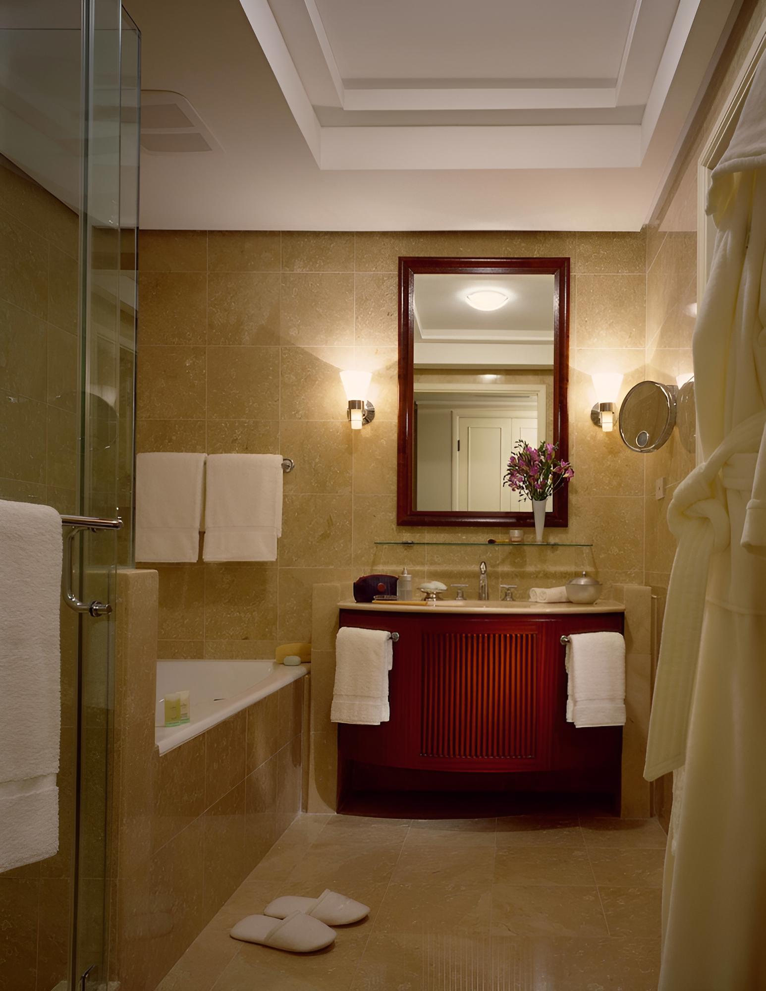 Deluxe Twin Room photo 2