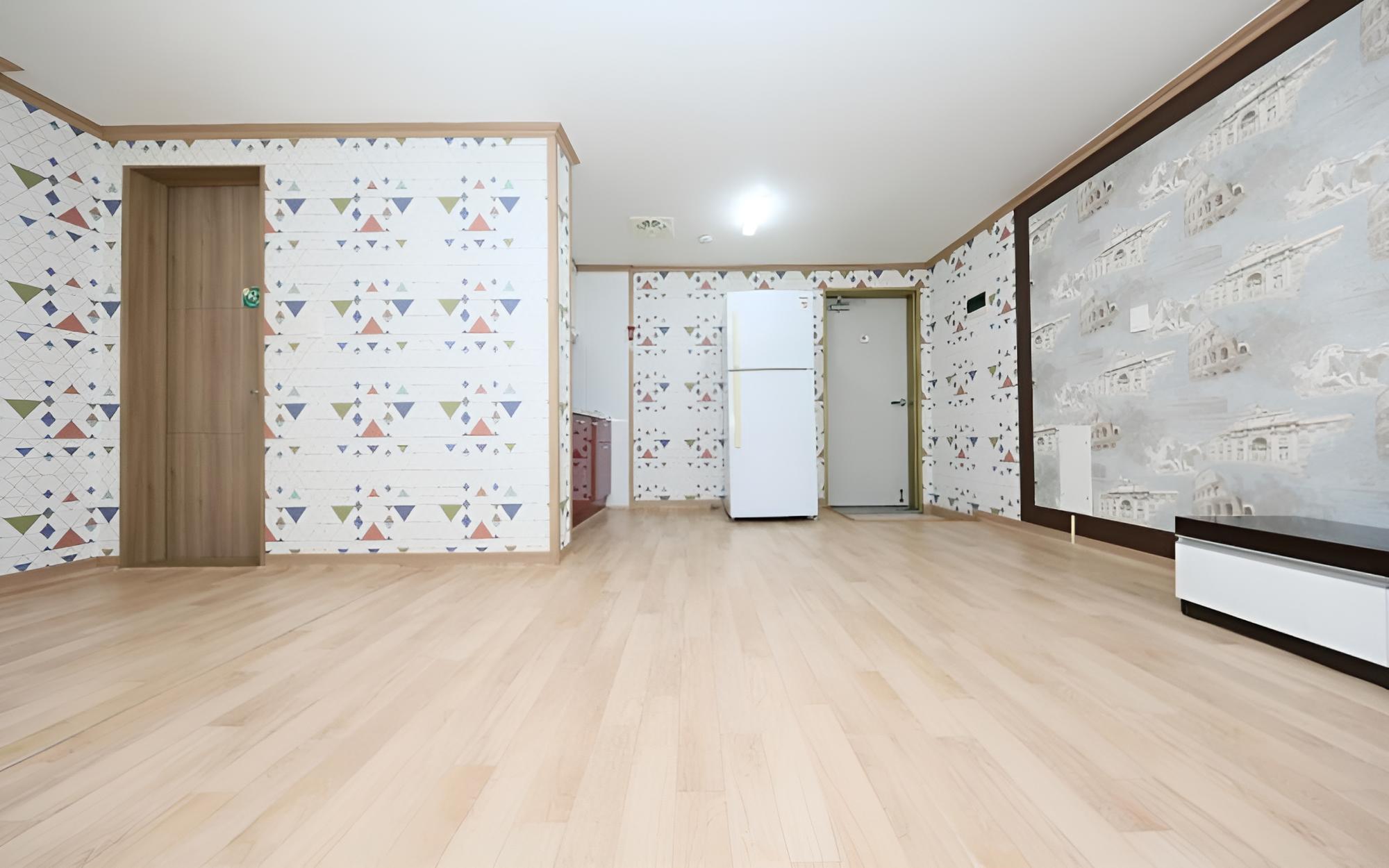 Room (Jasmine (102))