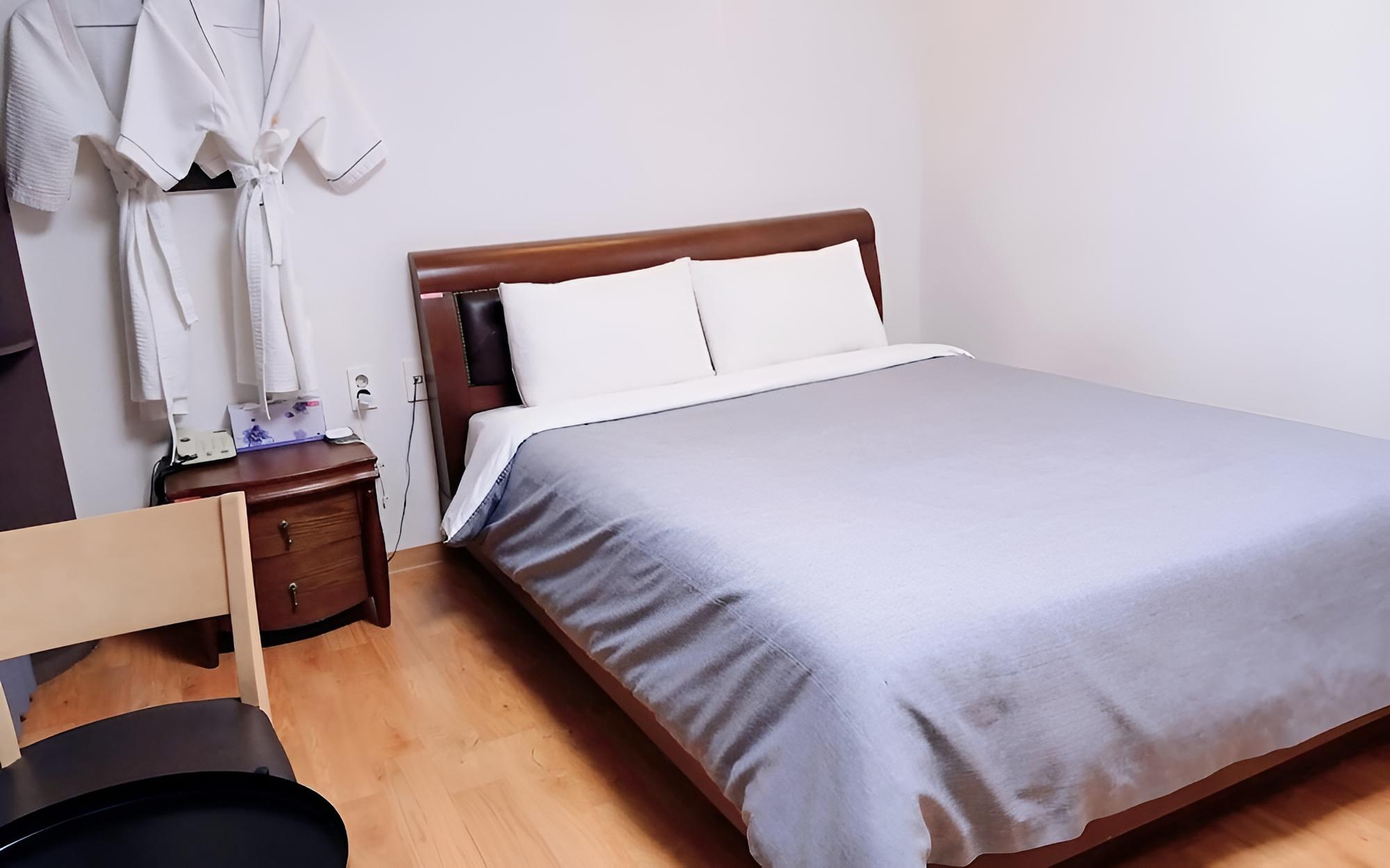 Room (Double Bed Room)