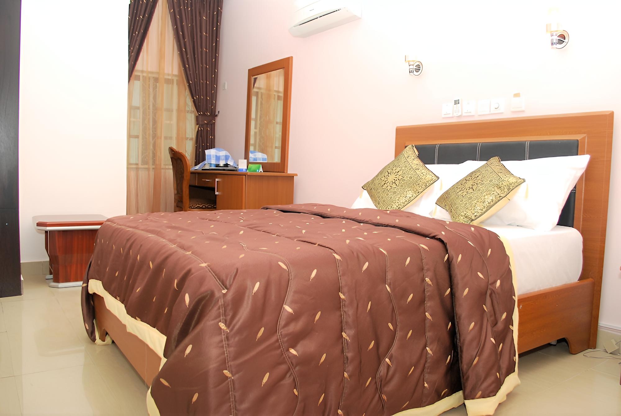 Standard Single Room
