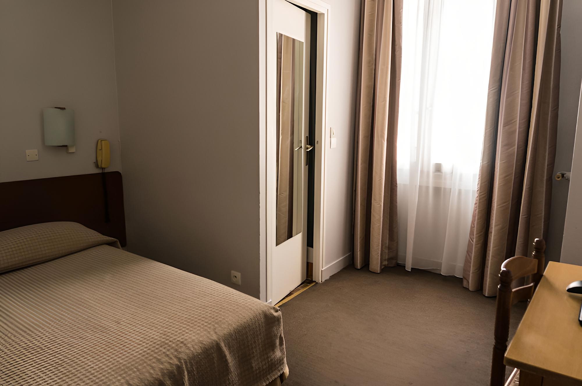 Classic Double Room photo 2