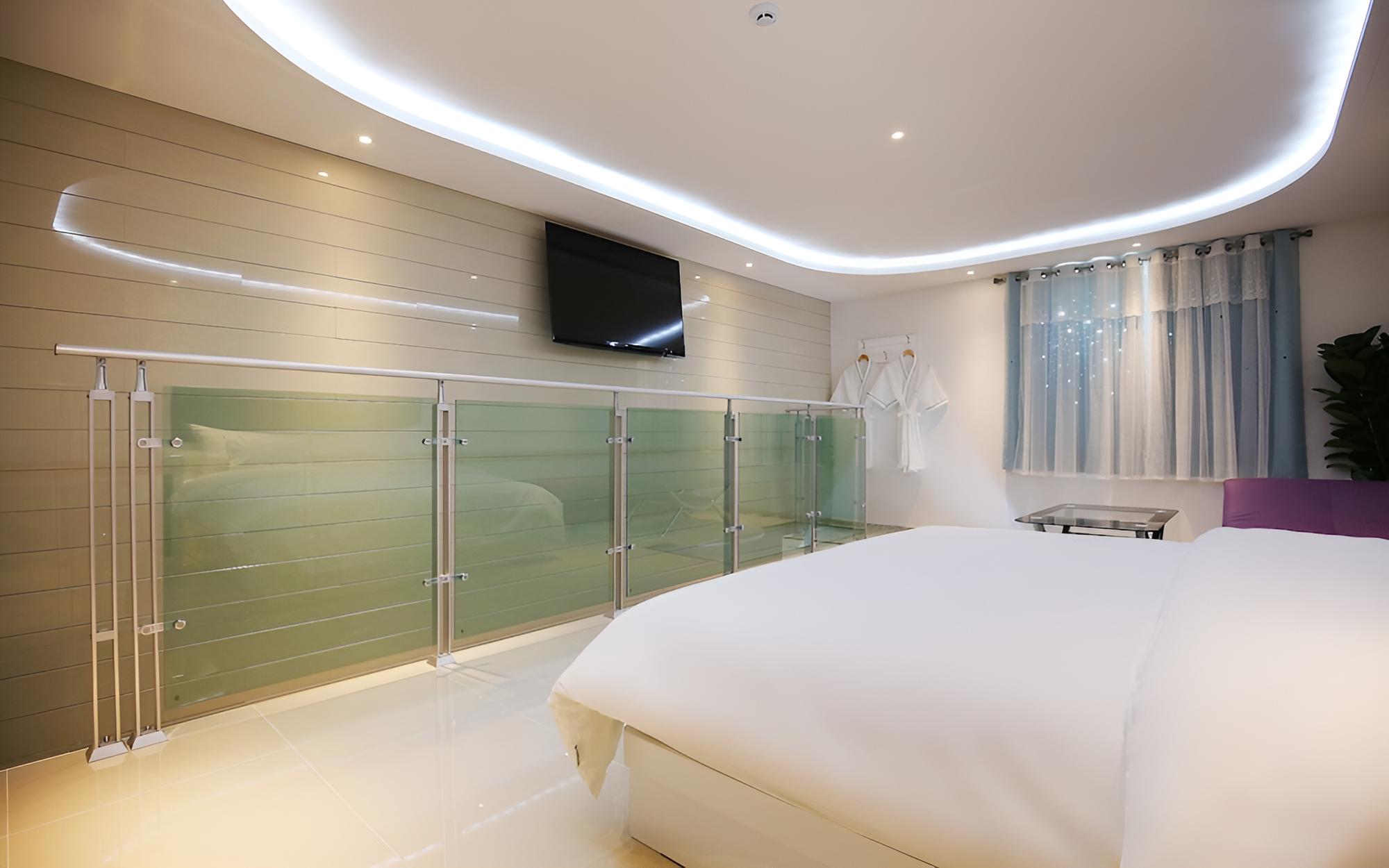 Room (Vip (Duplex)) - Photo 7