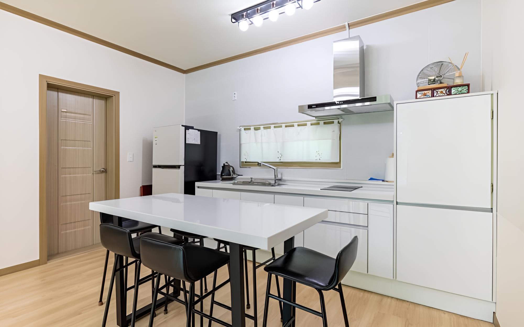 Room (Full House (Unshared House)) photo 2