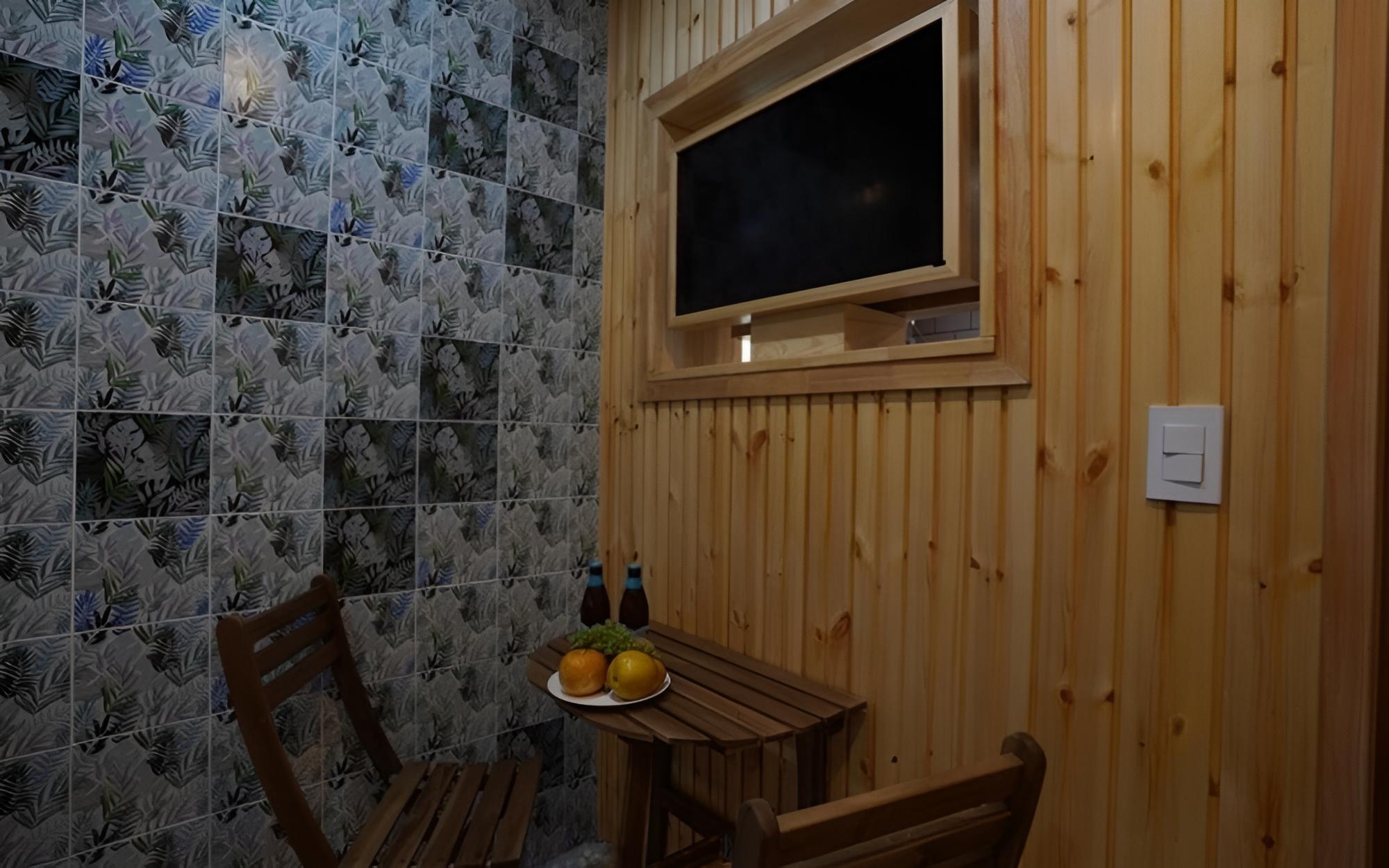 Room (Blue (BLUE))