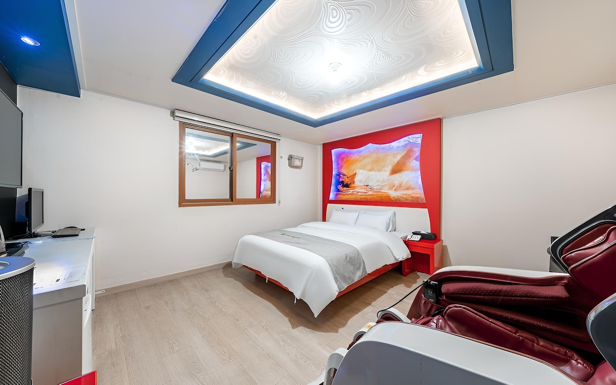 Room (Deluxe (massage chair)) photo 3