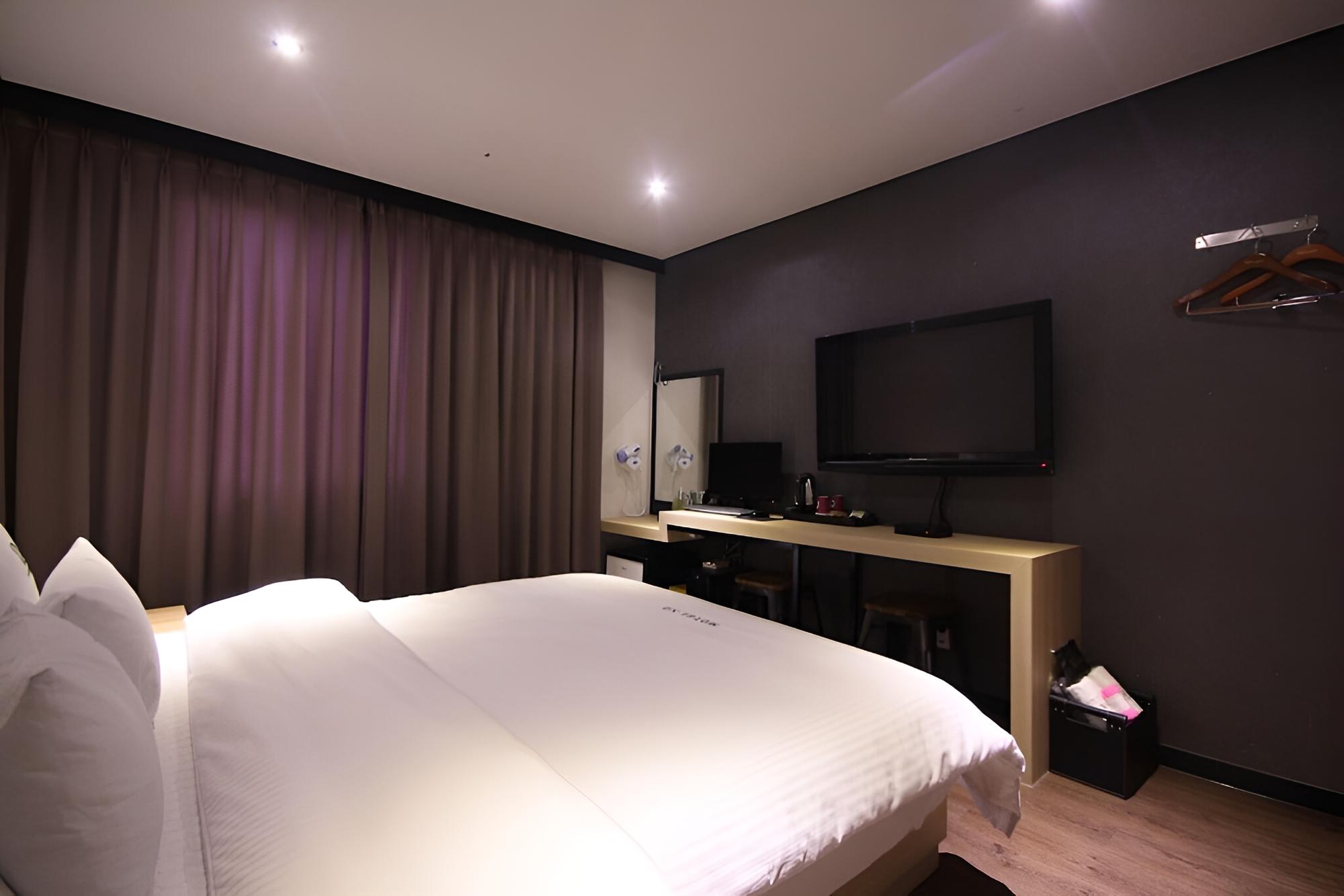 Room (Standard room (Super Special Event)) photo 3