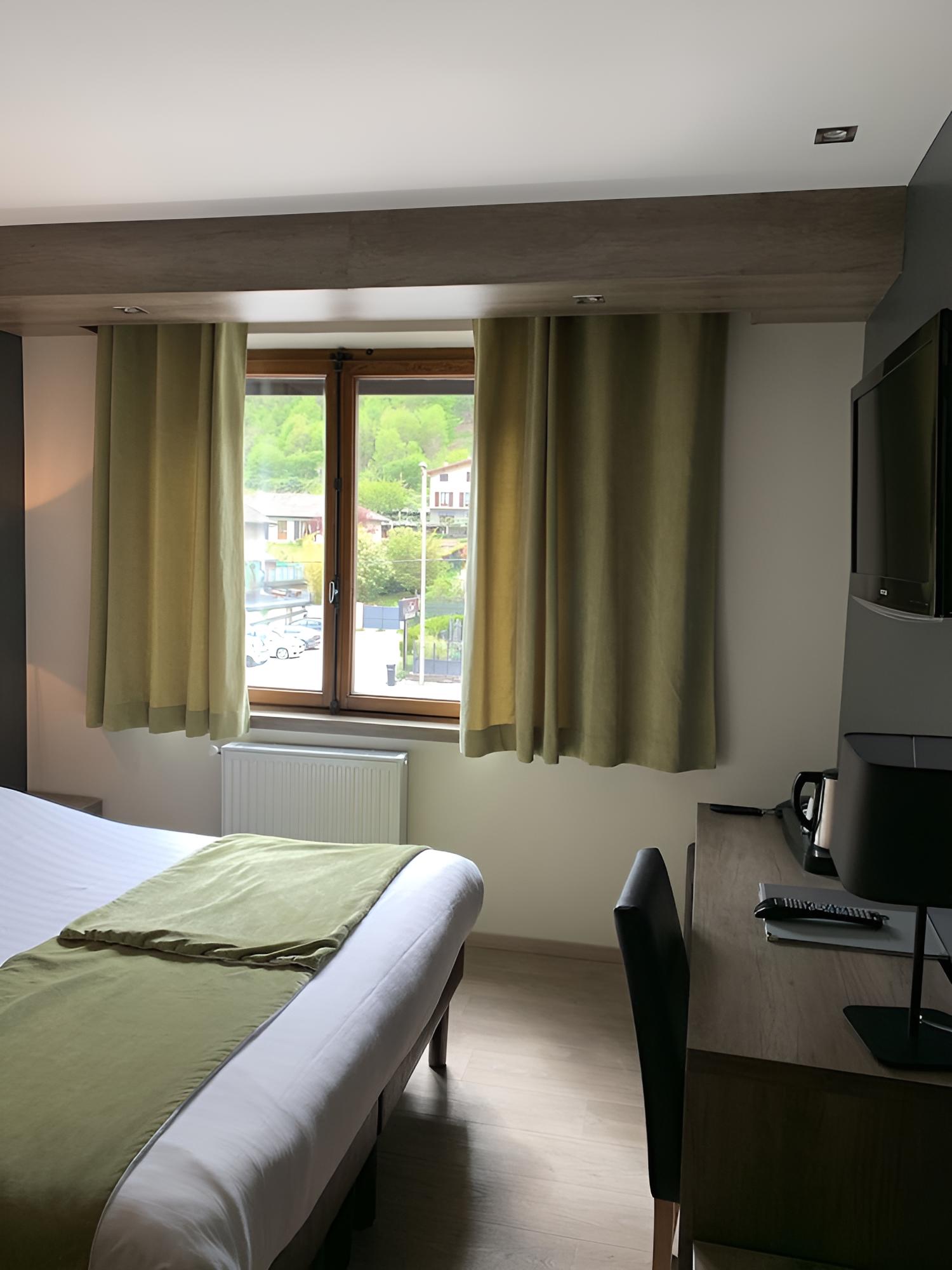Superior Triple Room (Family Forest) photo 2