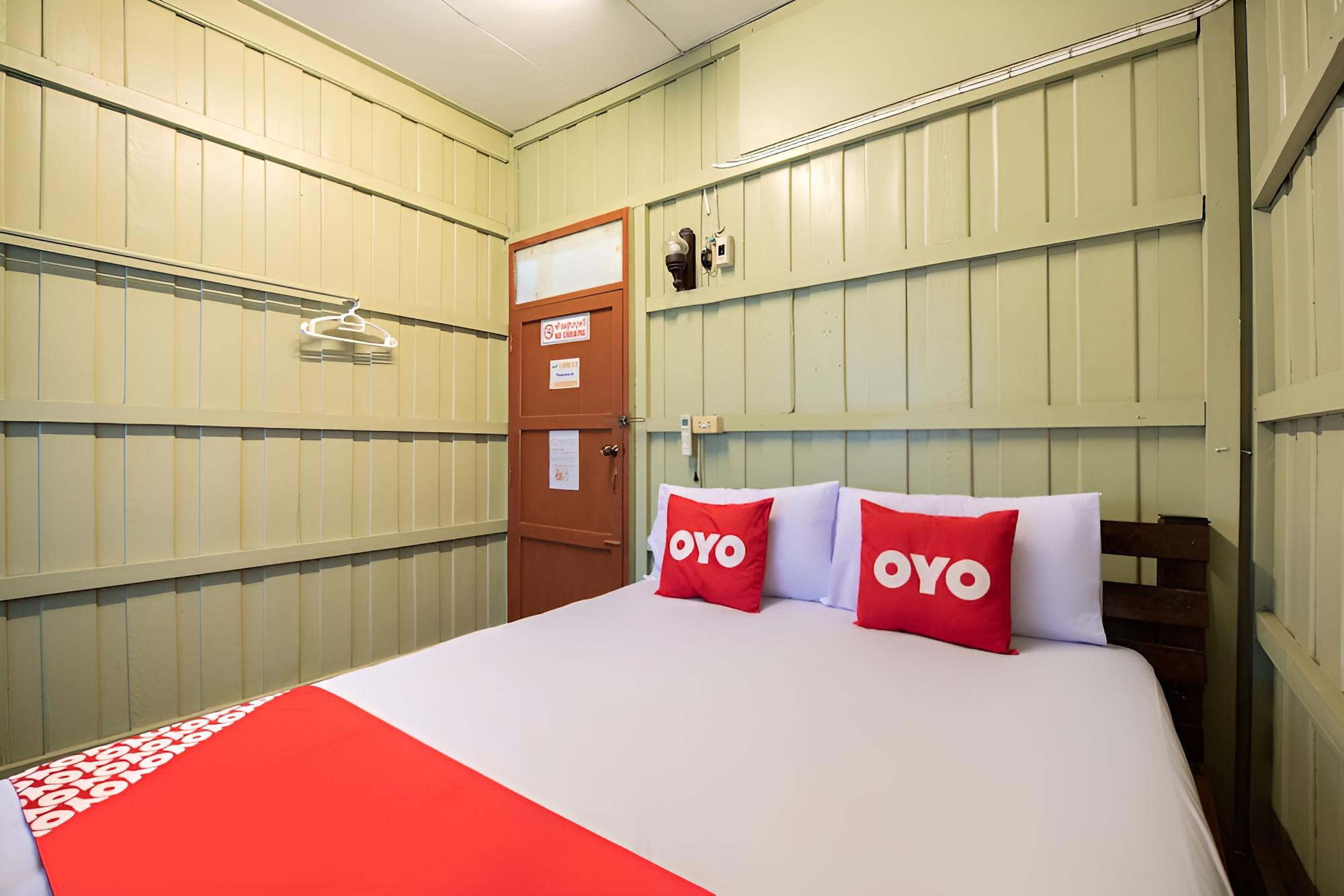Premium Double Room, Shared Bathroom photo 2