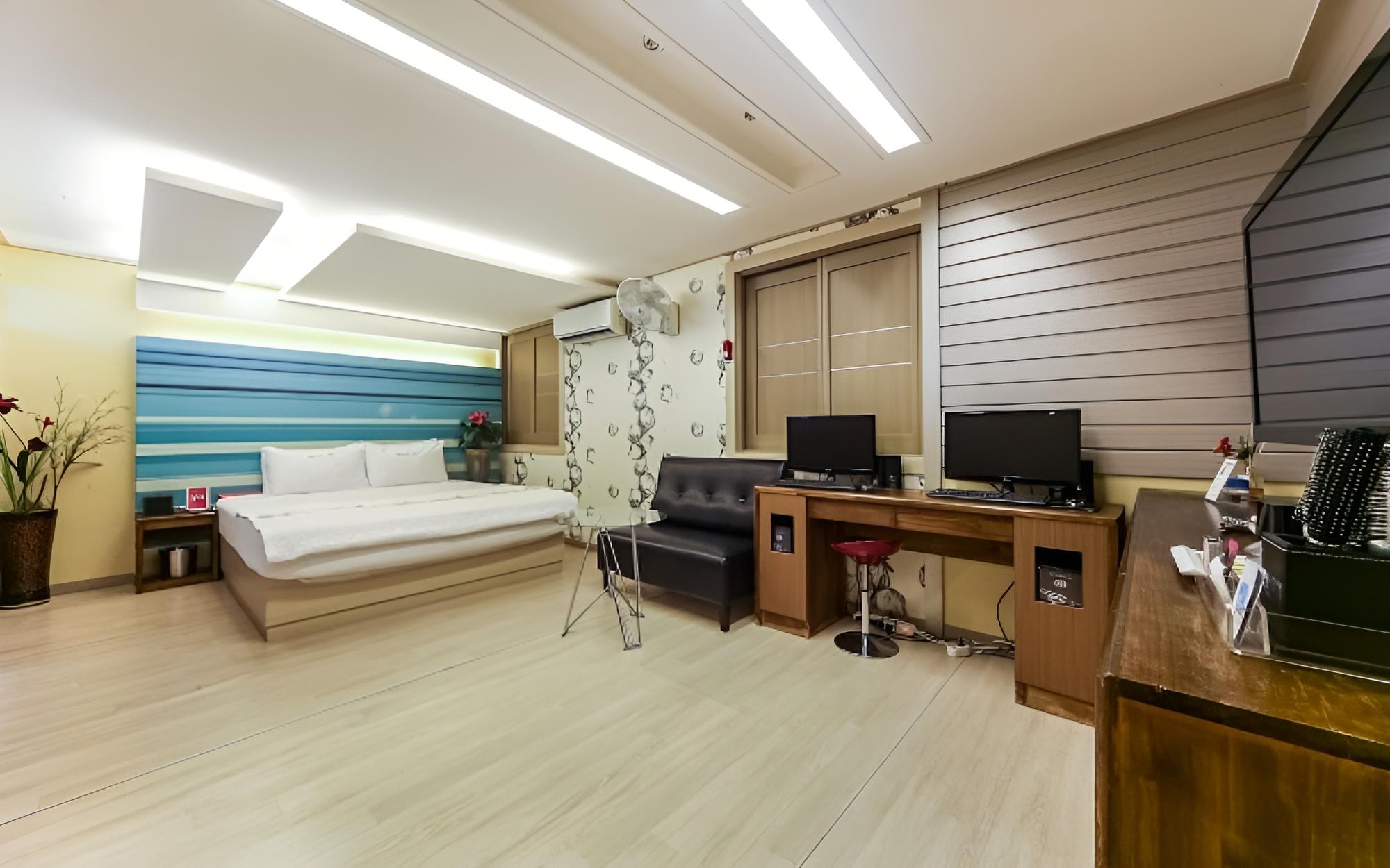 Room (VIP)