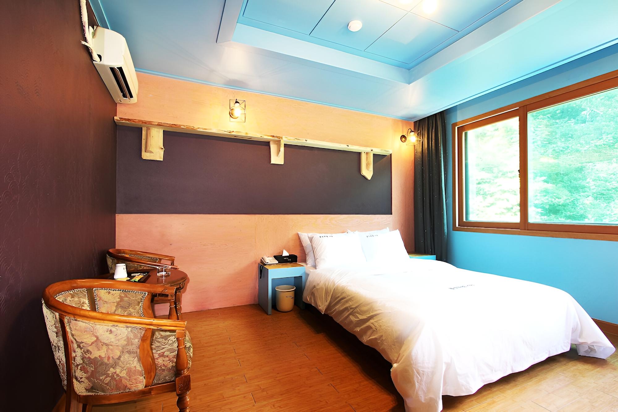 Room (Standard Room)